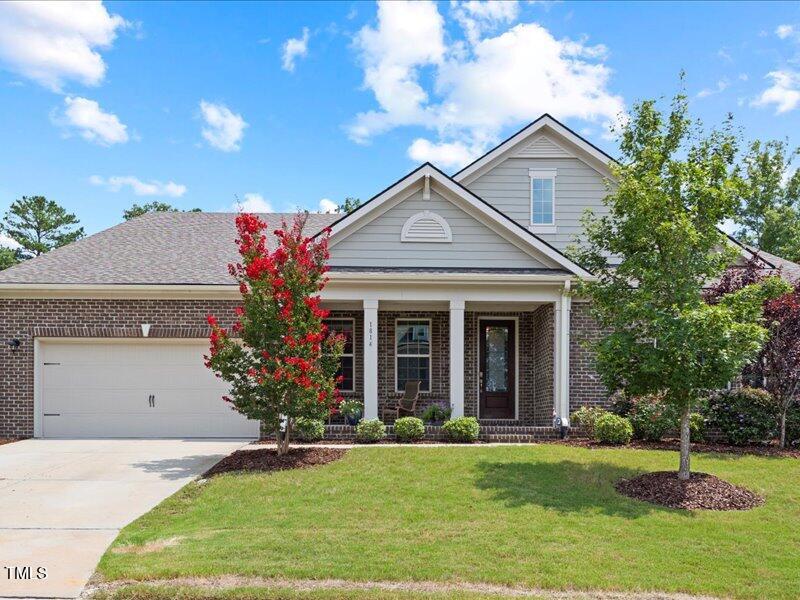 1814 Capstone Dr