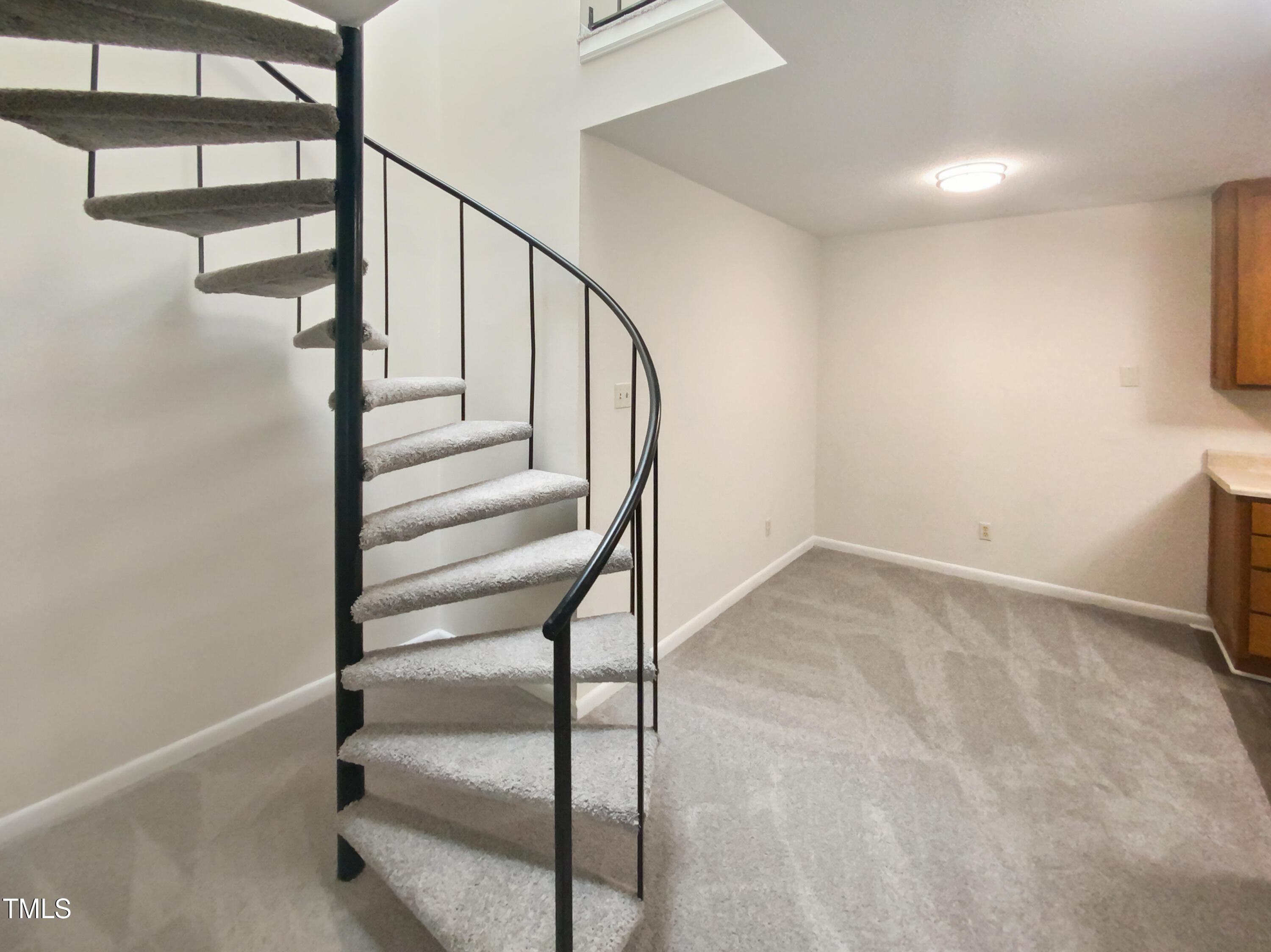 4327 Lake Ridge Drive