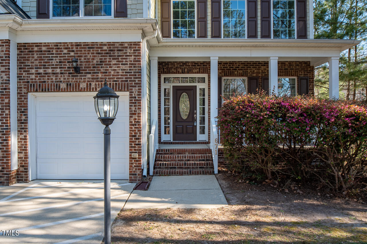 671 Legend Oaks Drive