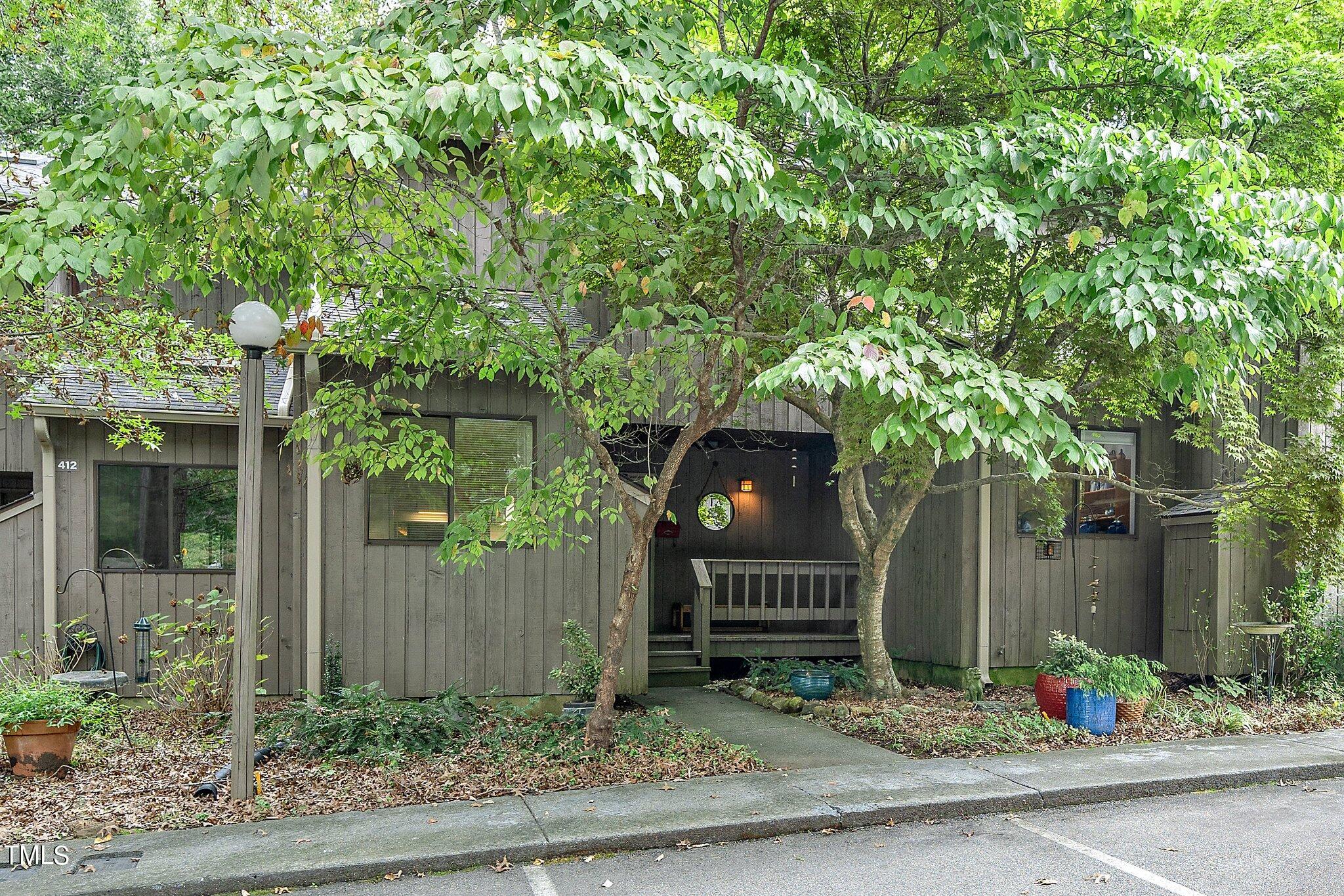410 Fairoaks Circle