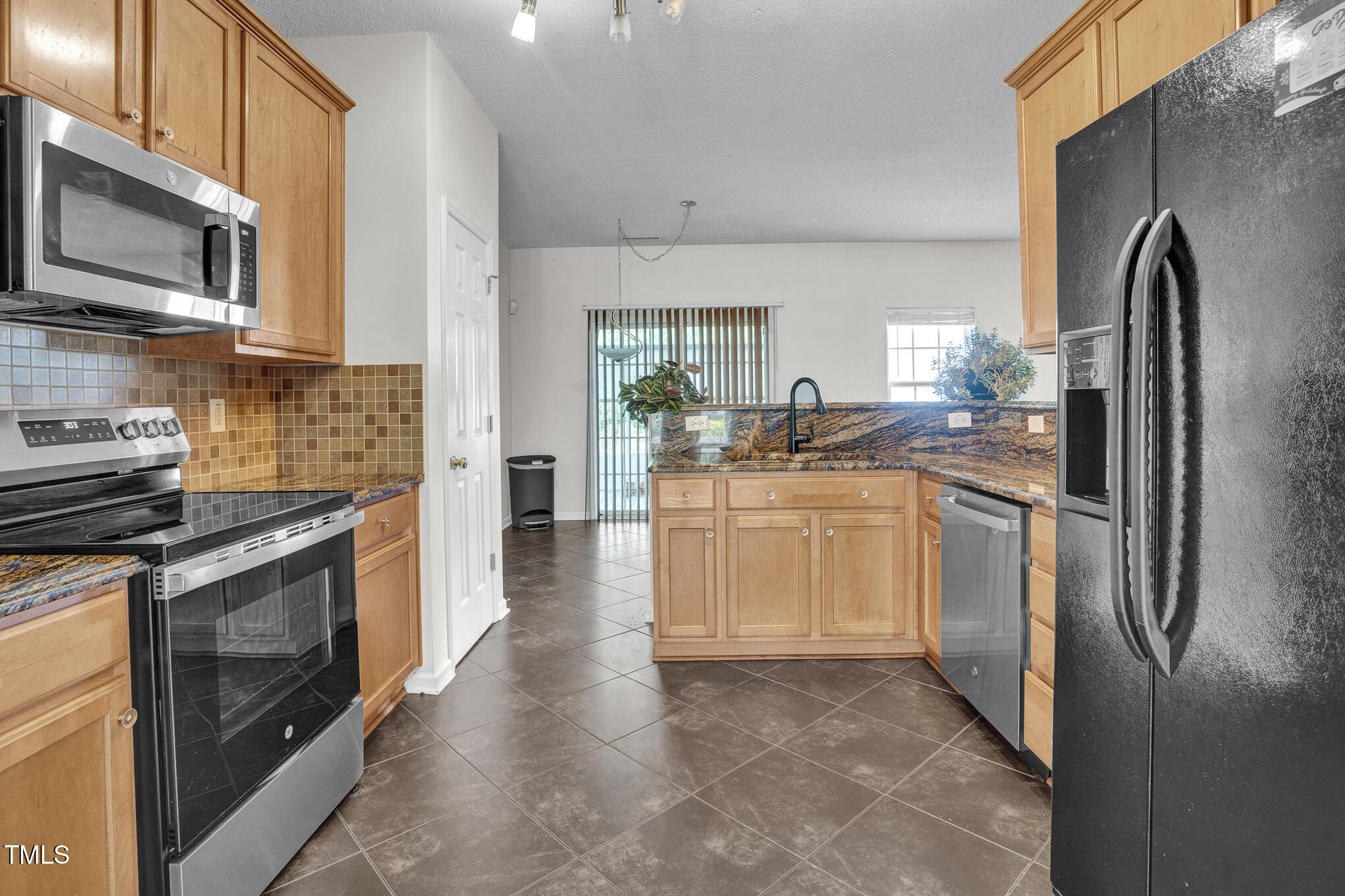 7 Weeping Beech Way