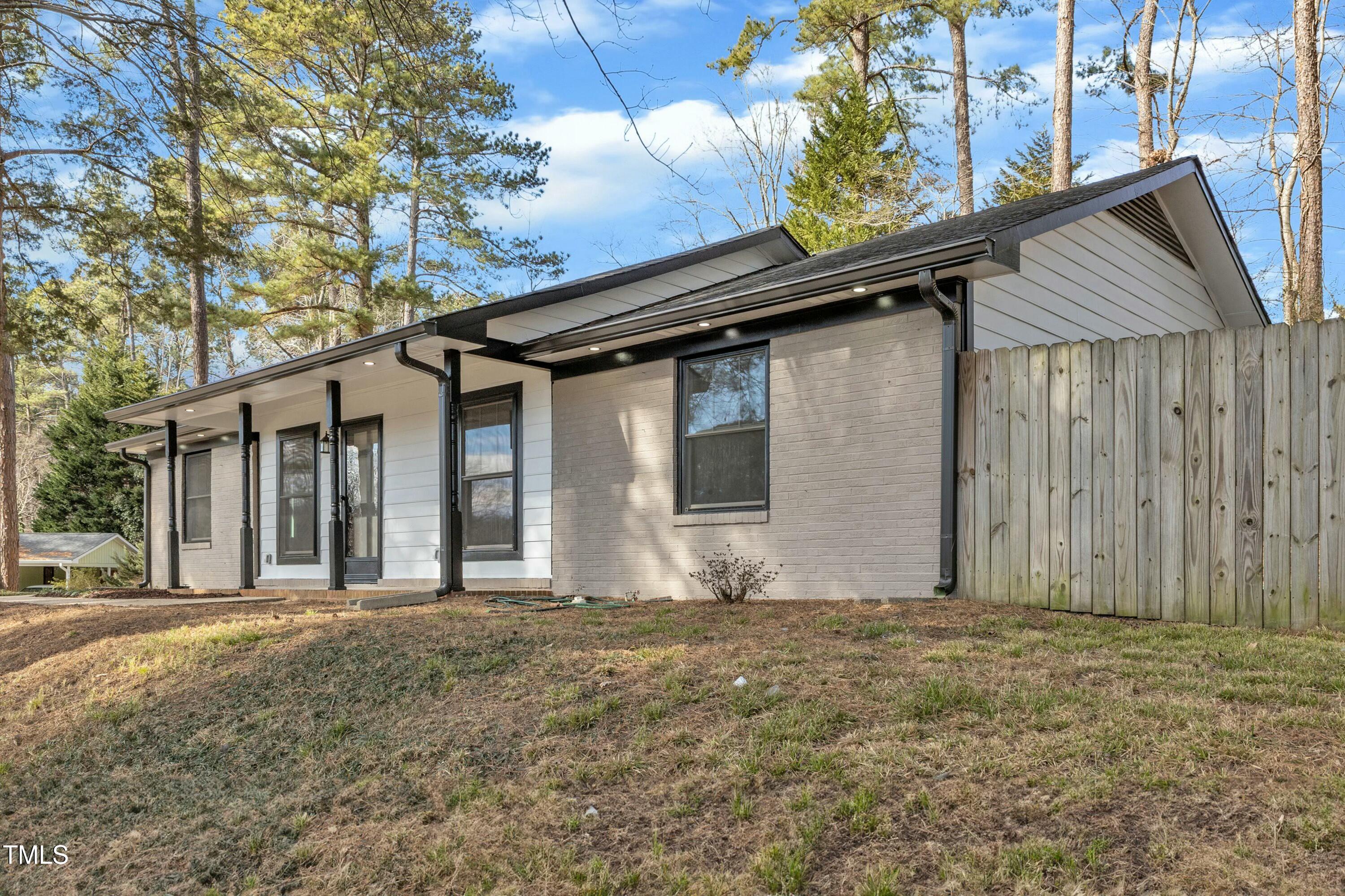 5808 Farm Gate Road
