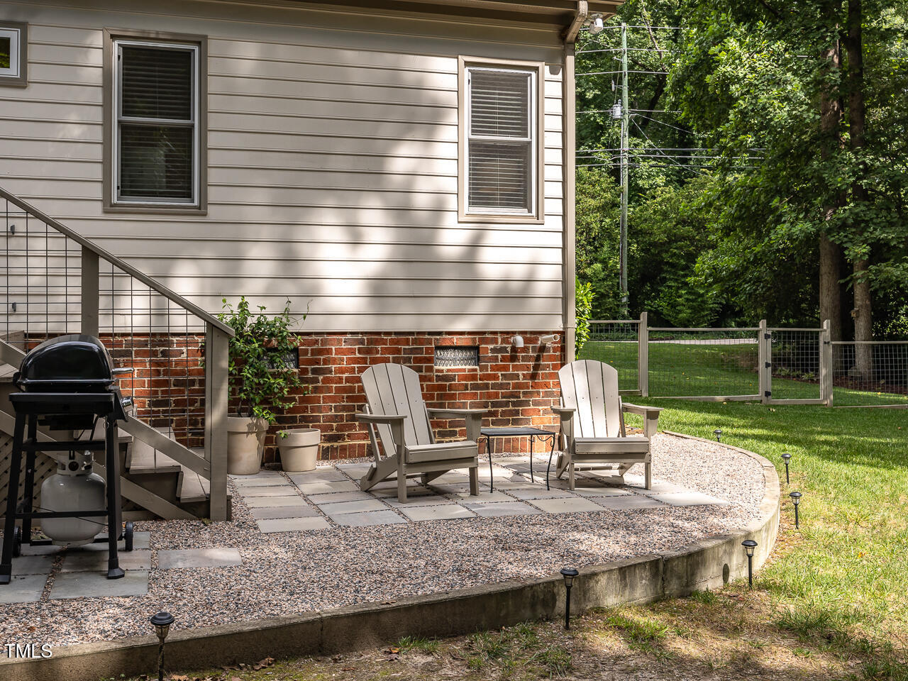 104 Pinecroft Drive