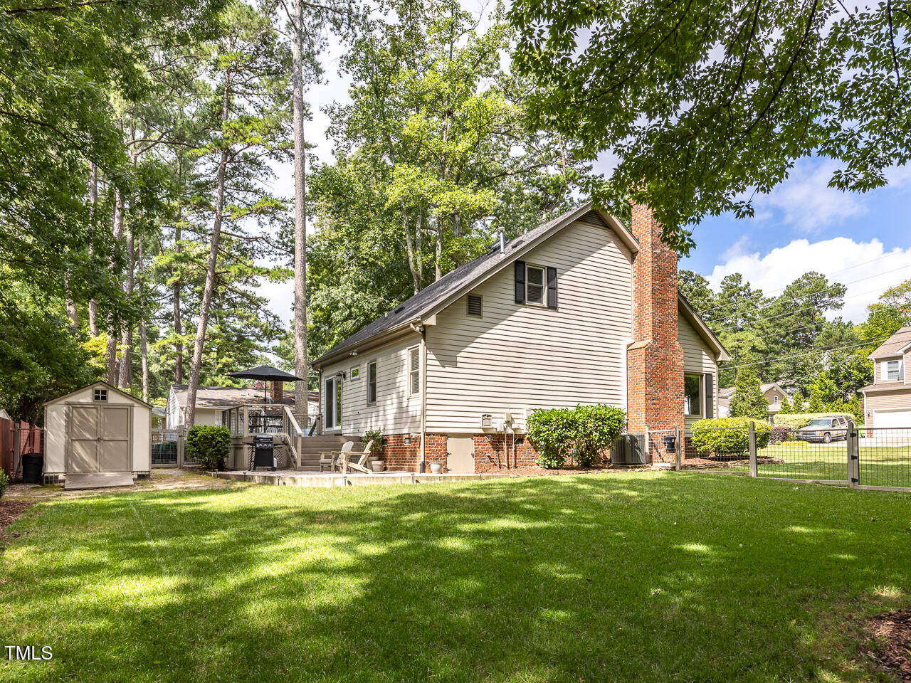 104 Pinecroft Drive