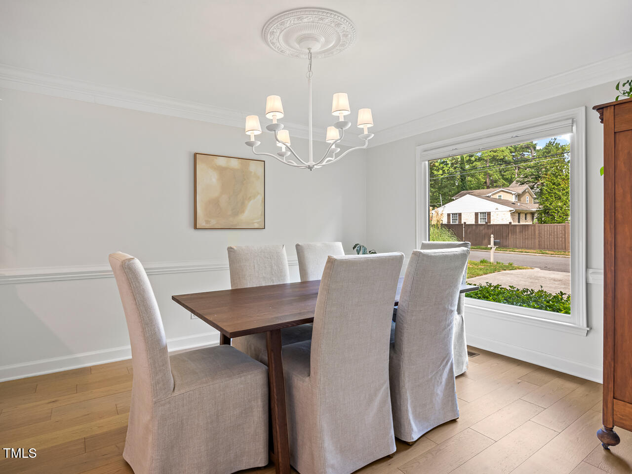 104 Pinecroft Drive