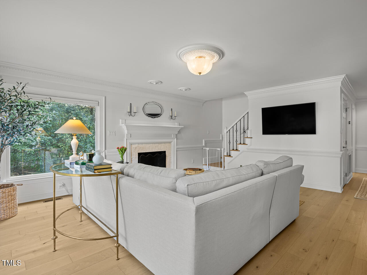 104 Pinecroft Drive