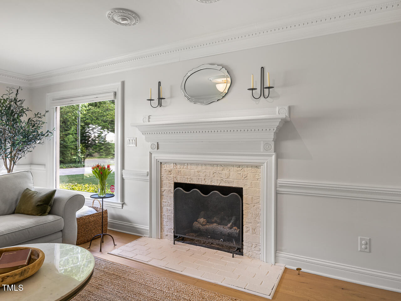 104 Pinecroft Drive