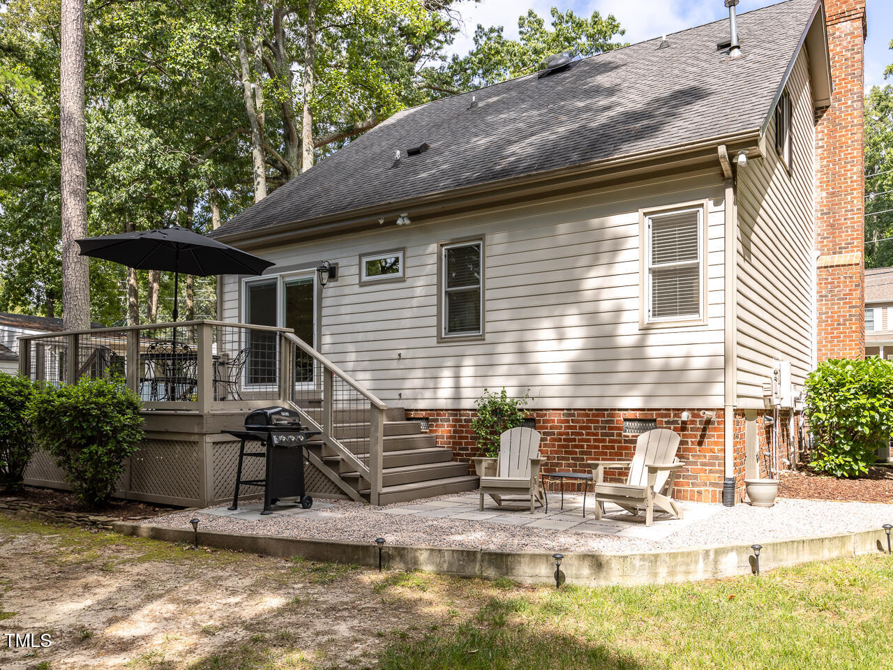 104 Pinecroft Drive