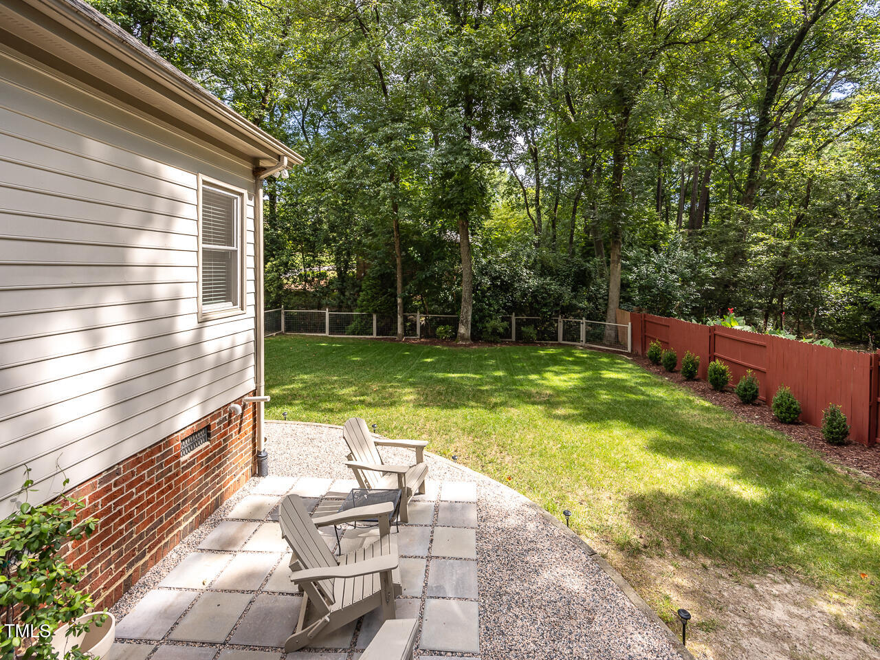 104 Pinecroft Drive