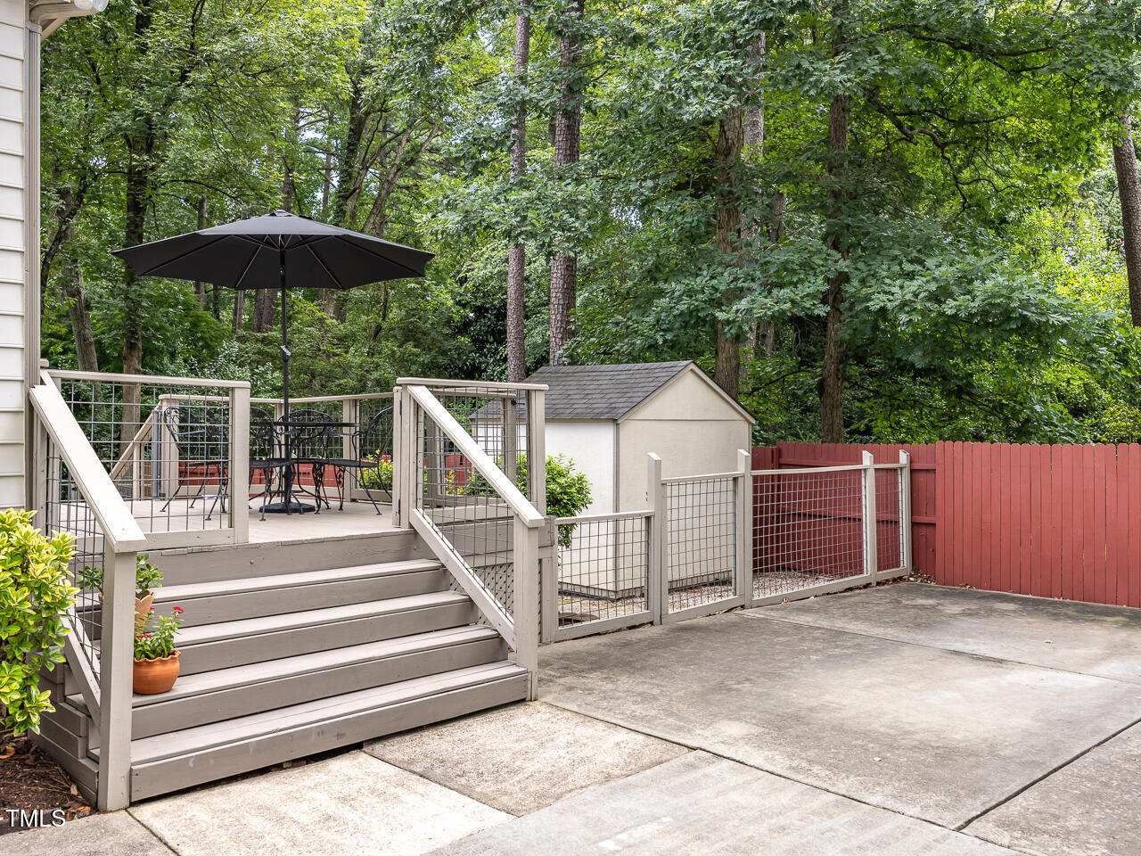104 Pinecroft Drive