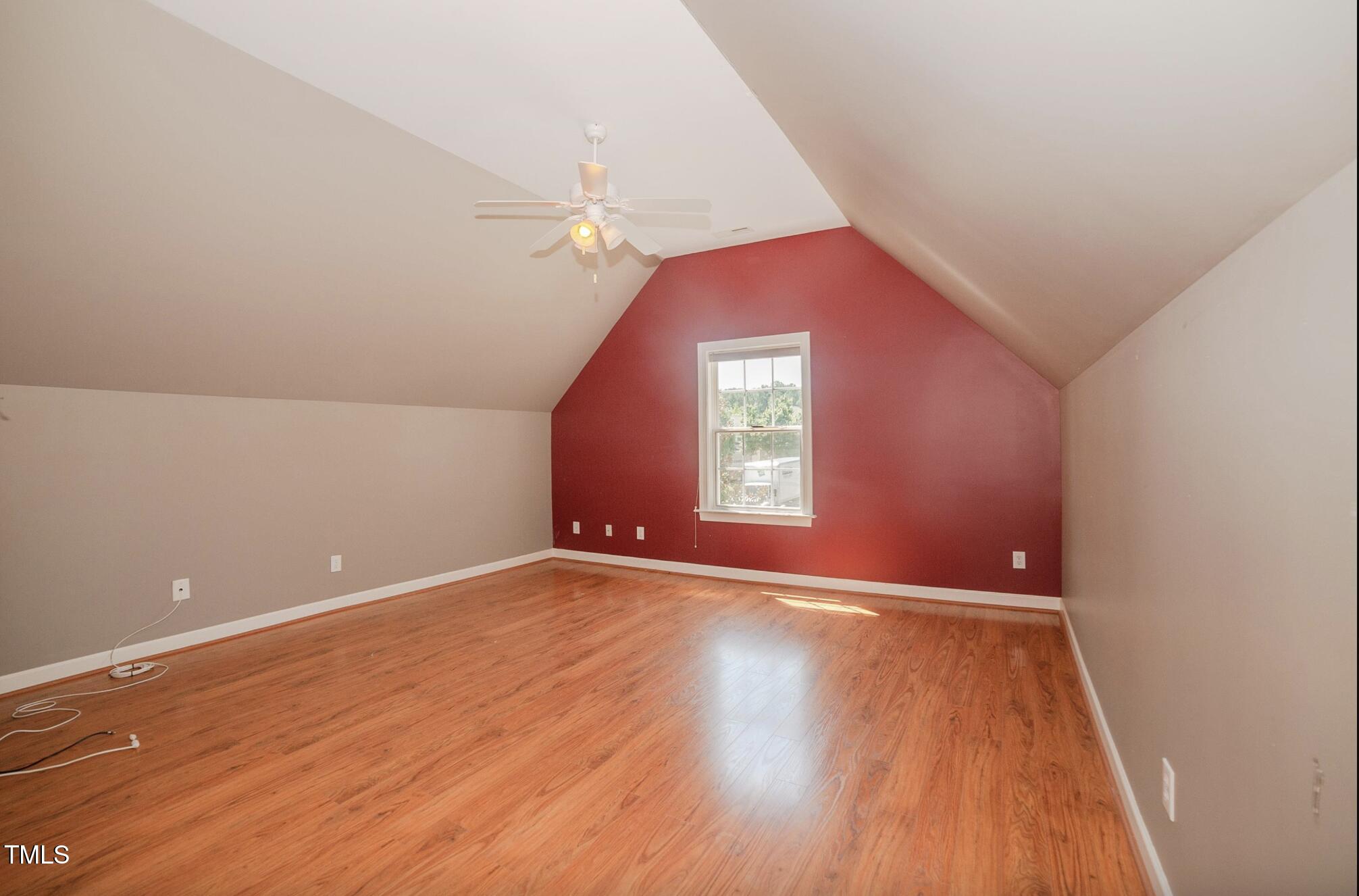 400 Leacroft Way