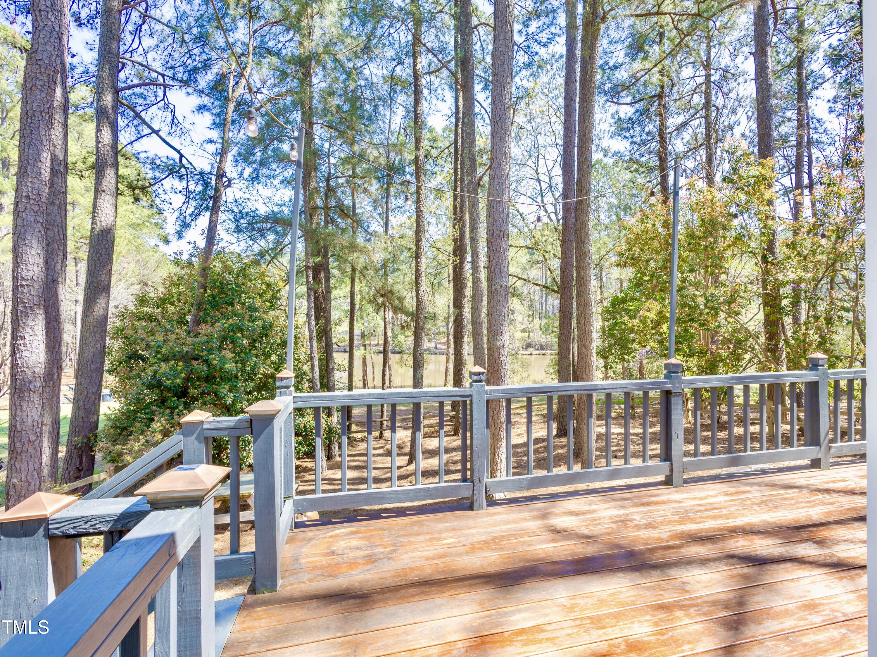 116 Lakeshore Drive