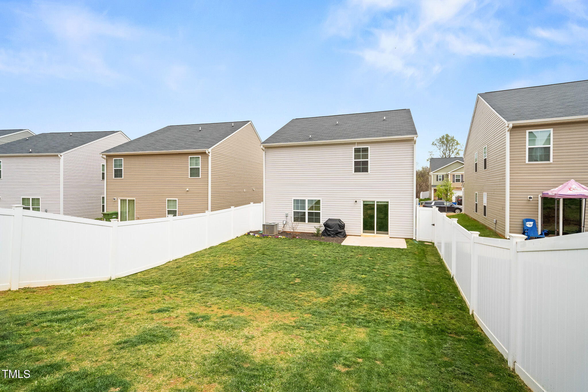 2512 Lily Drive