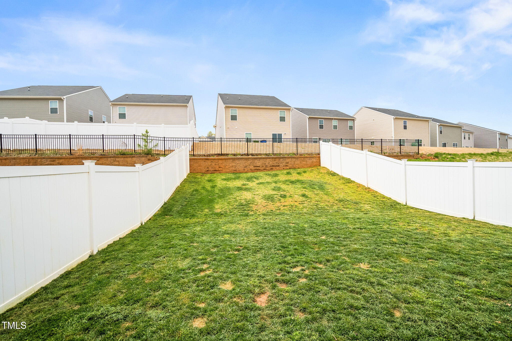 2512 Lily Drive