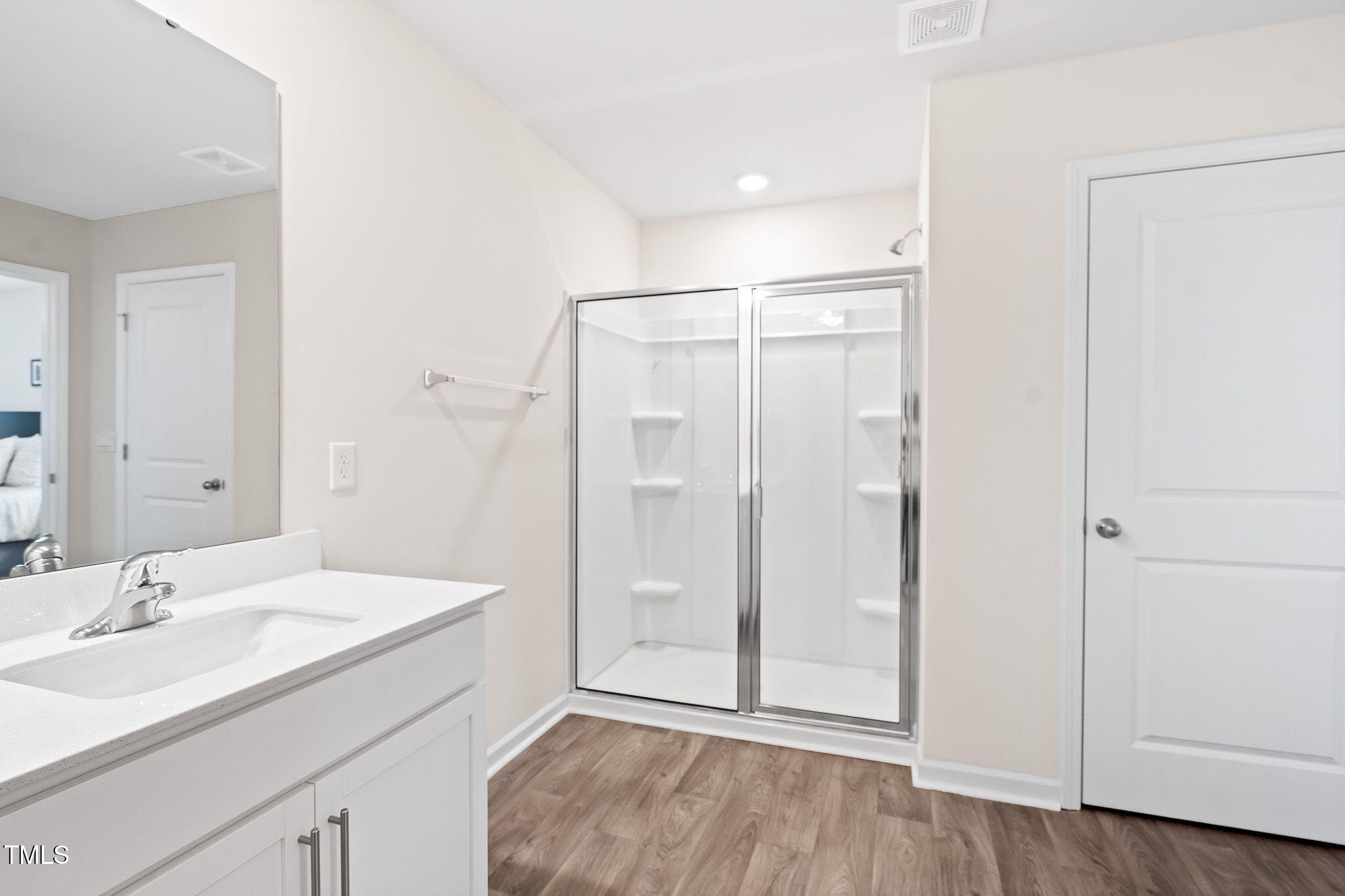2512 Lily Drive