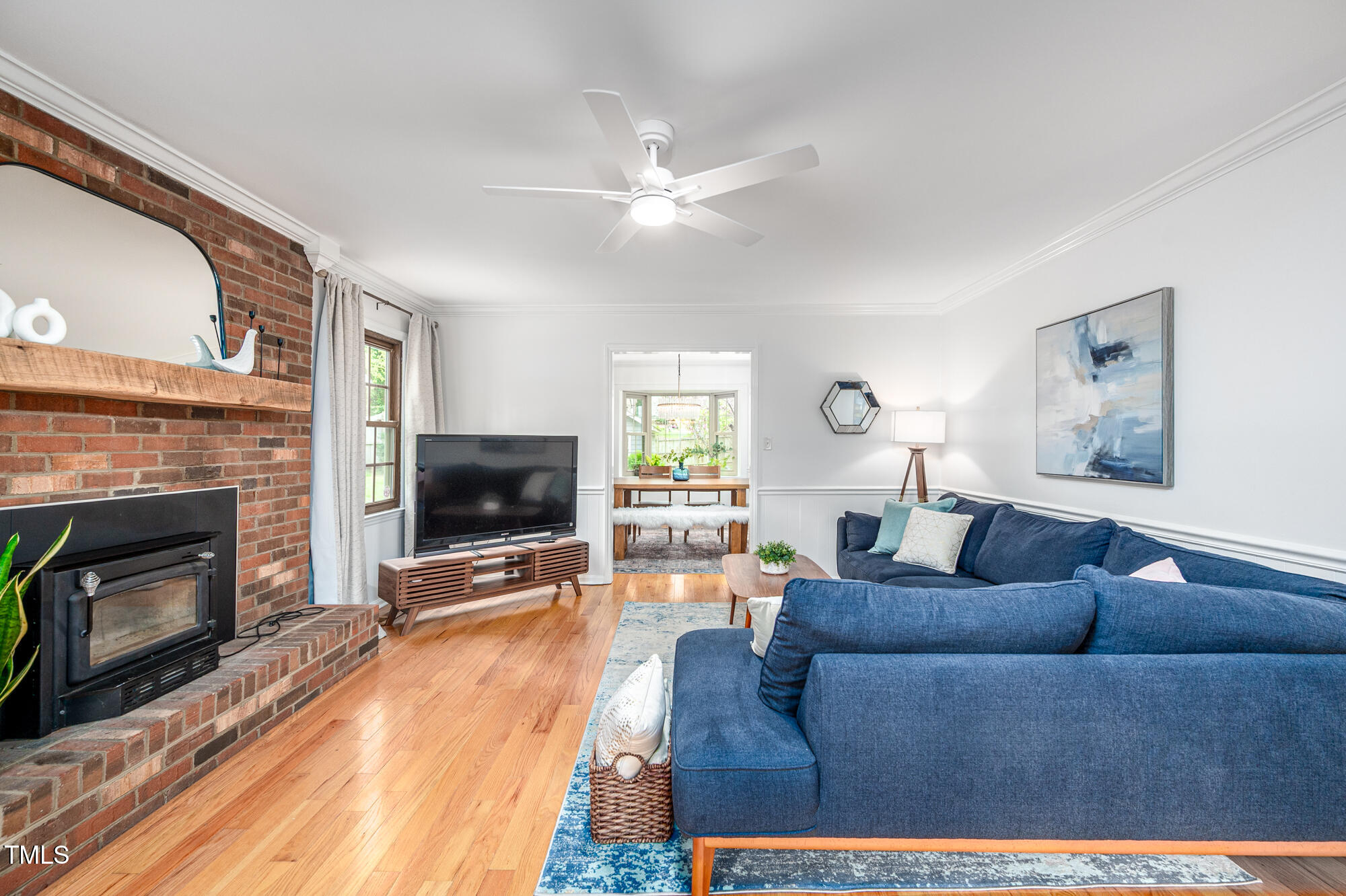 5608 Ventura Drive