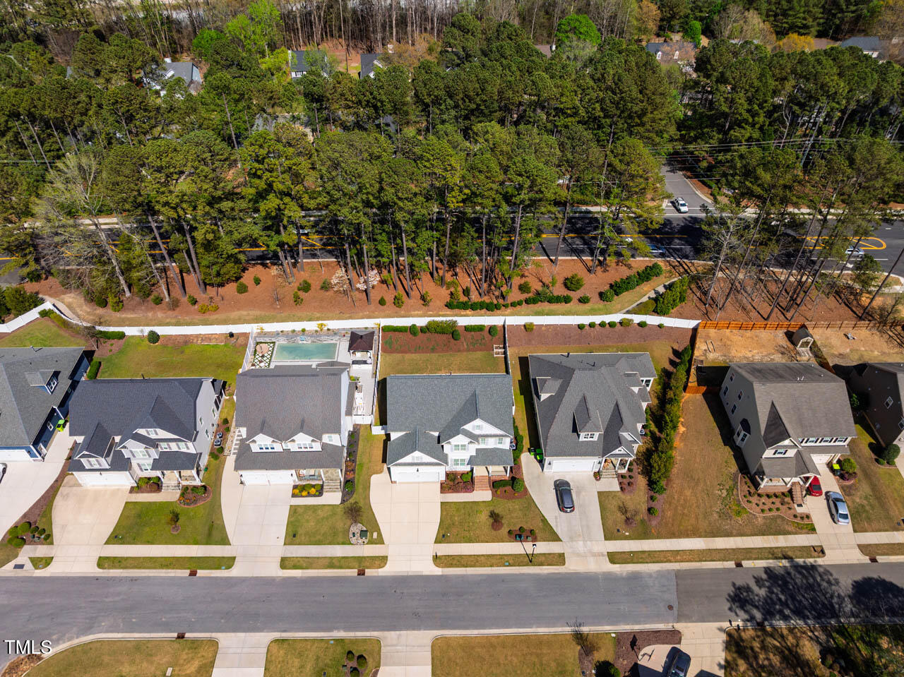 2075 Toad Hollow Trail