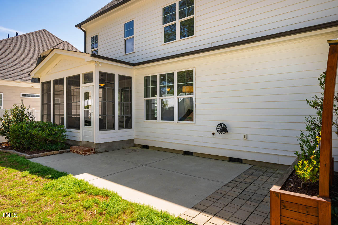 2075 Toad Hollow Trail