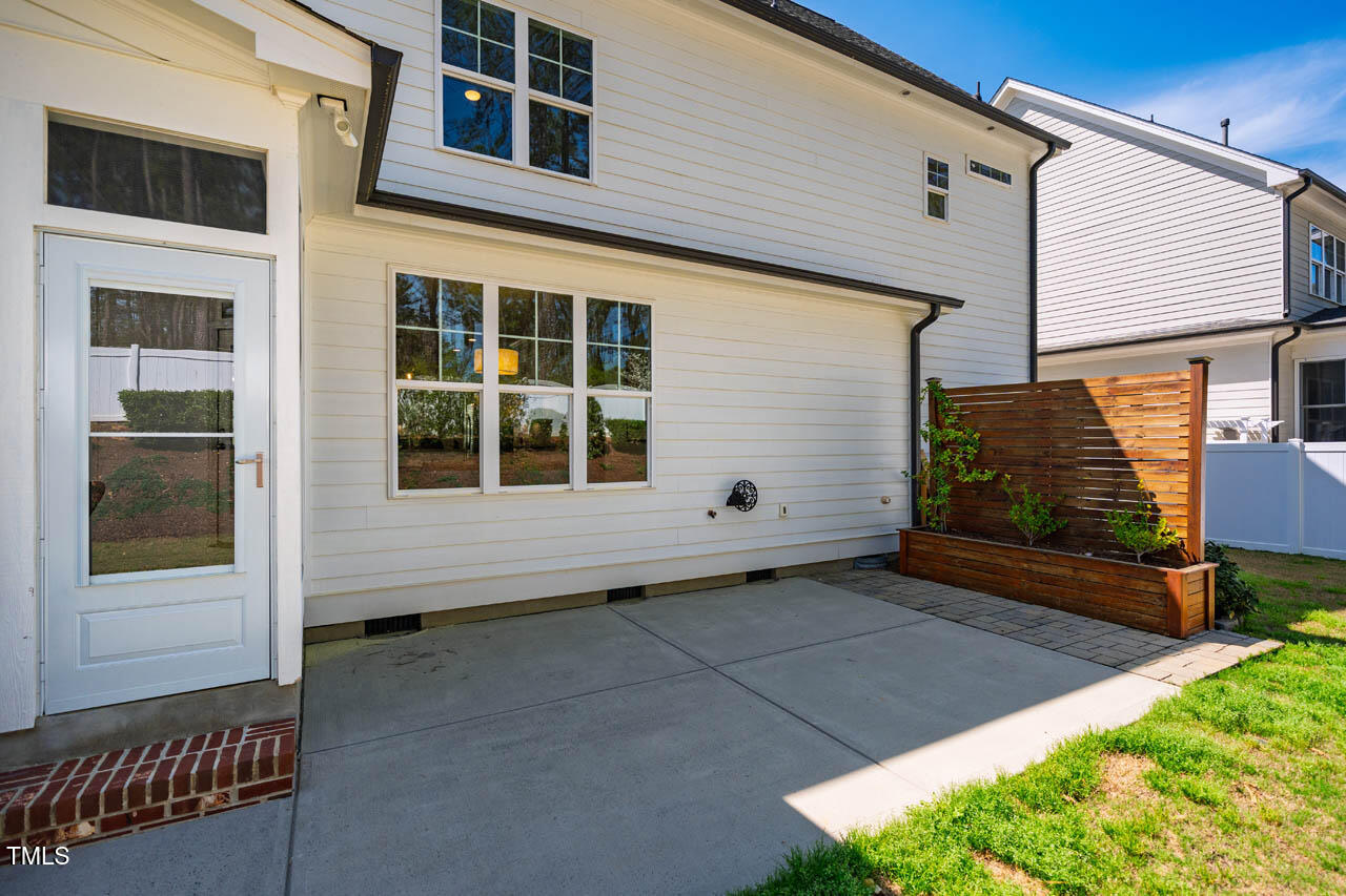 2075 Toad Hollow Trail