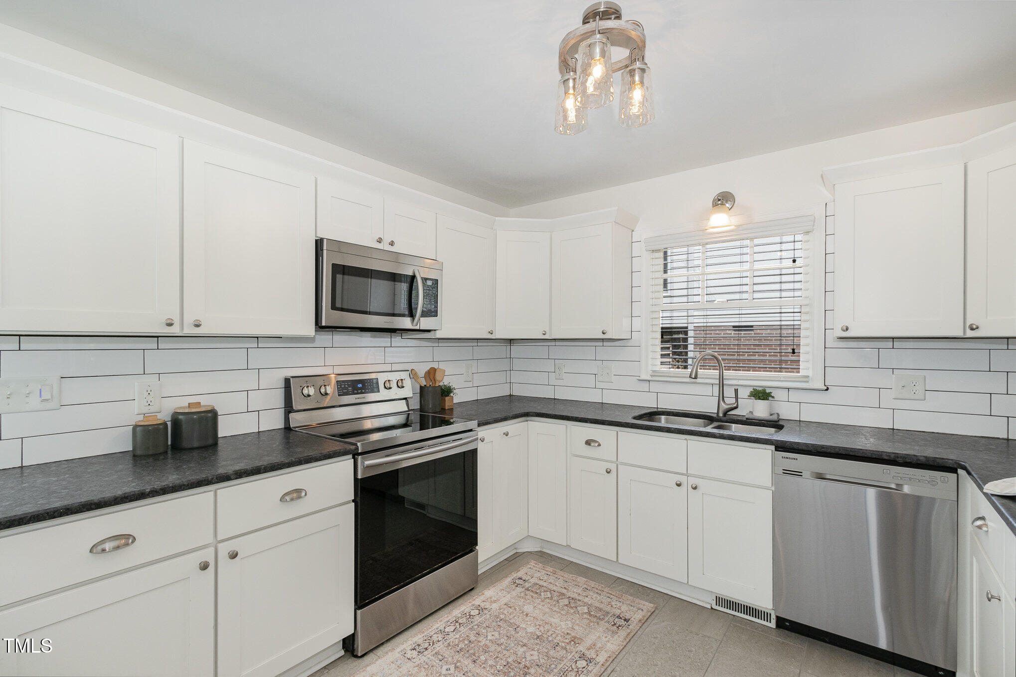 520 Tall Oaks Drive