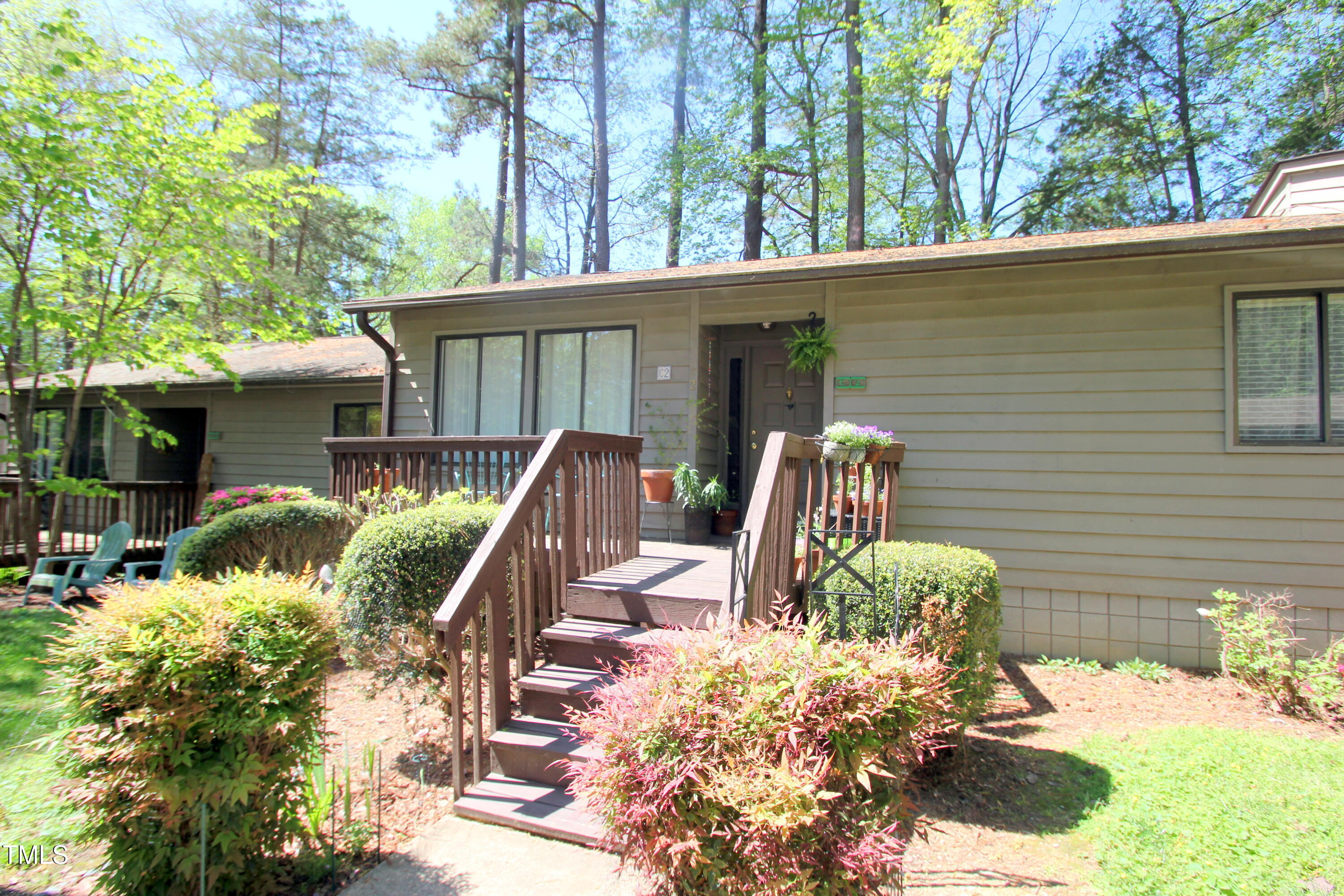 502 W Poplar Avenue # C2