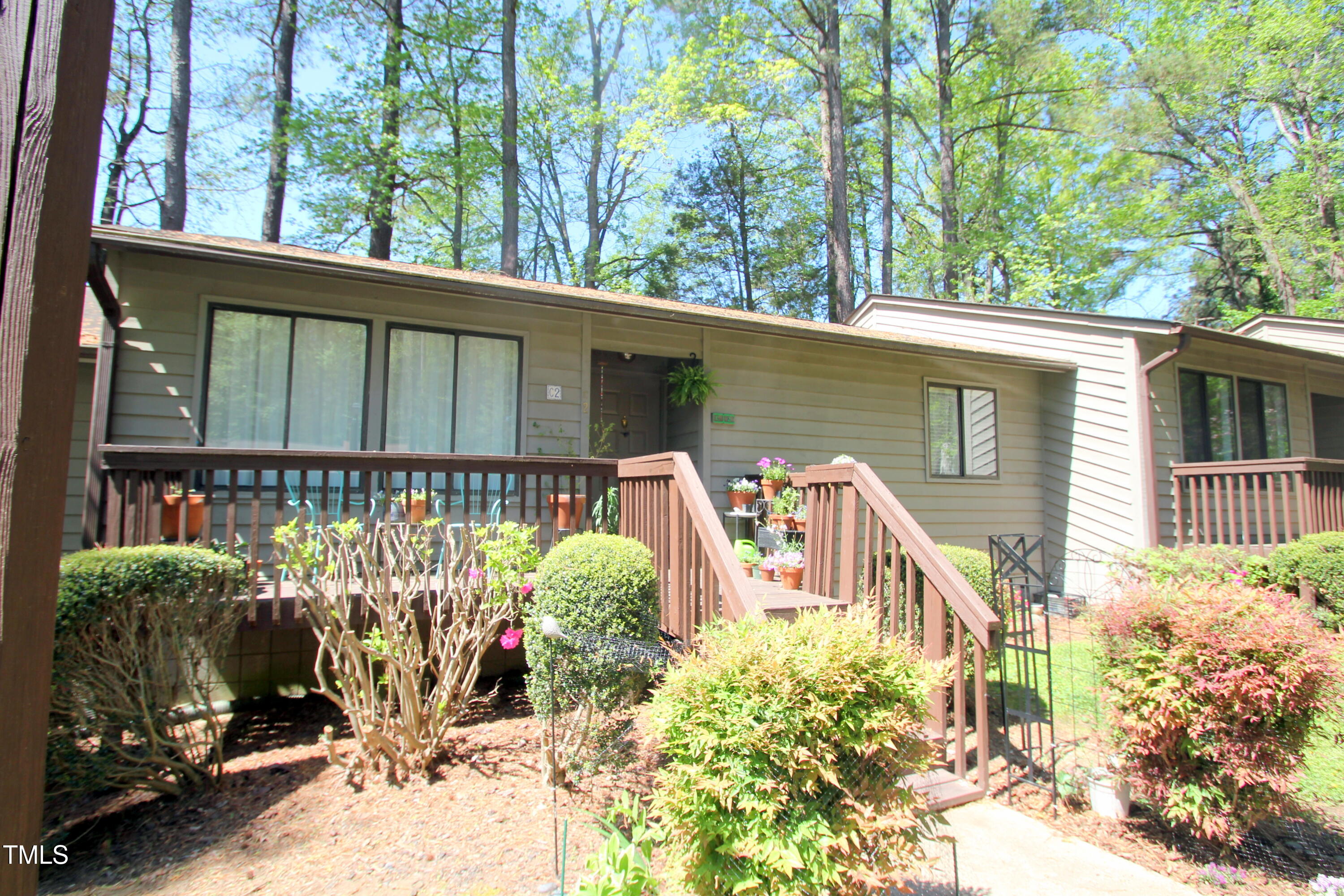 502 W Poplar Avenue # C2