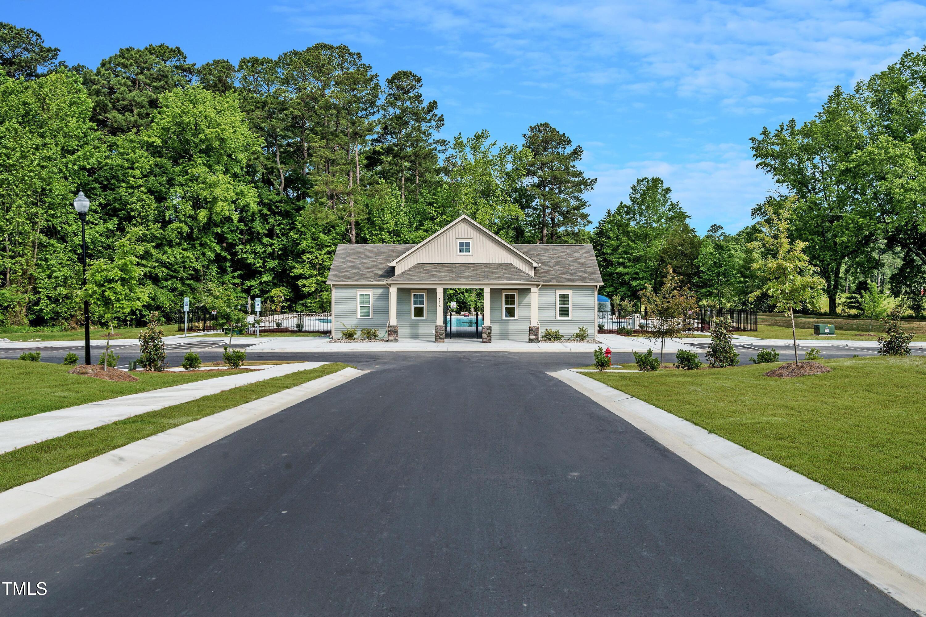 813 Kenyon Spring Drive