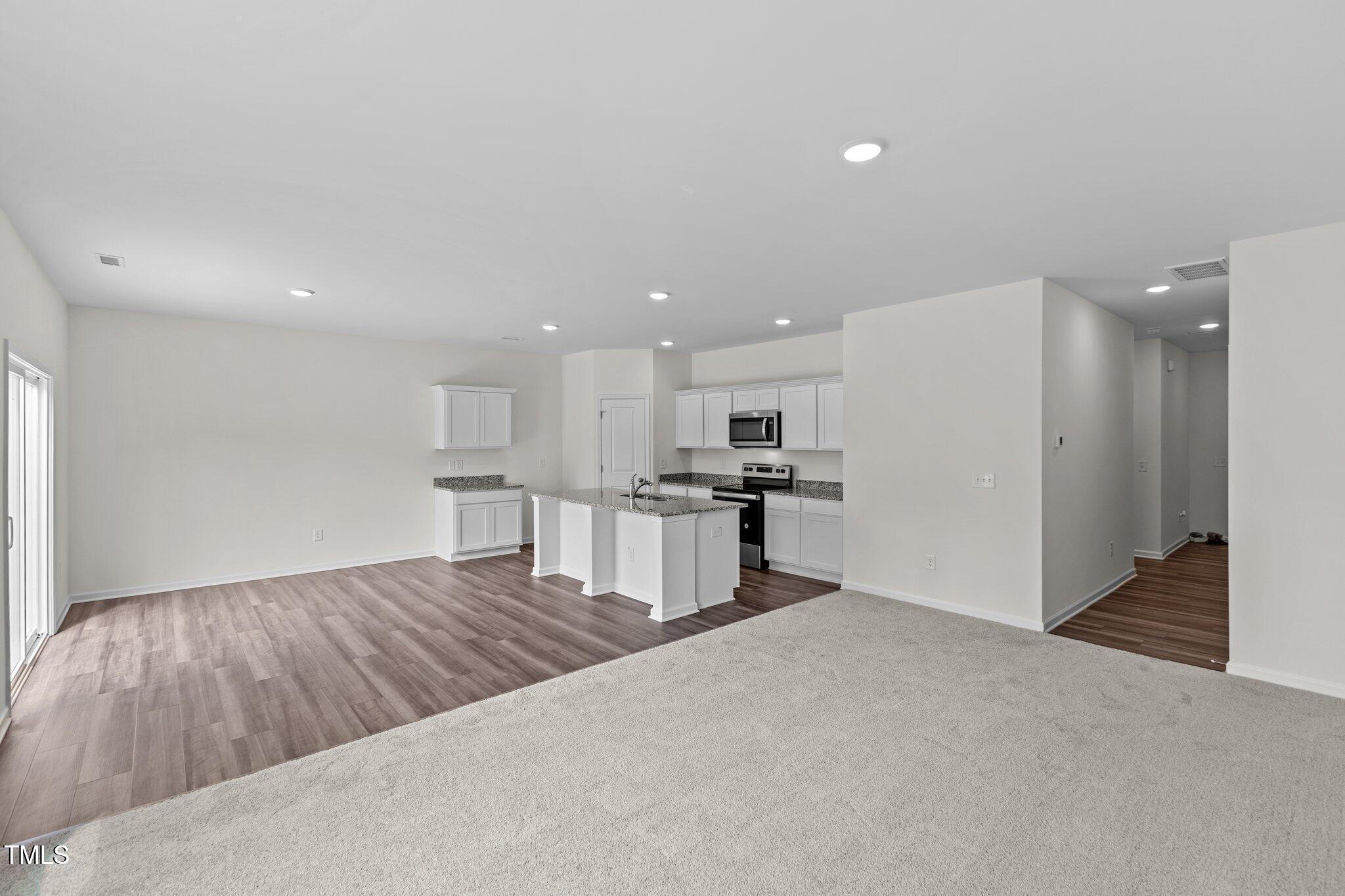813 Kenyon Spring Drive