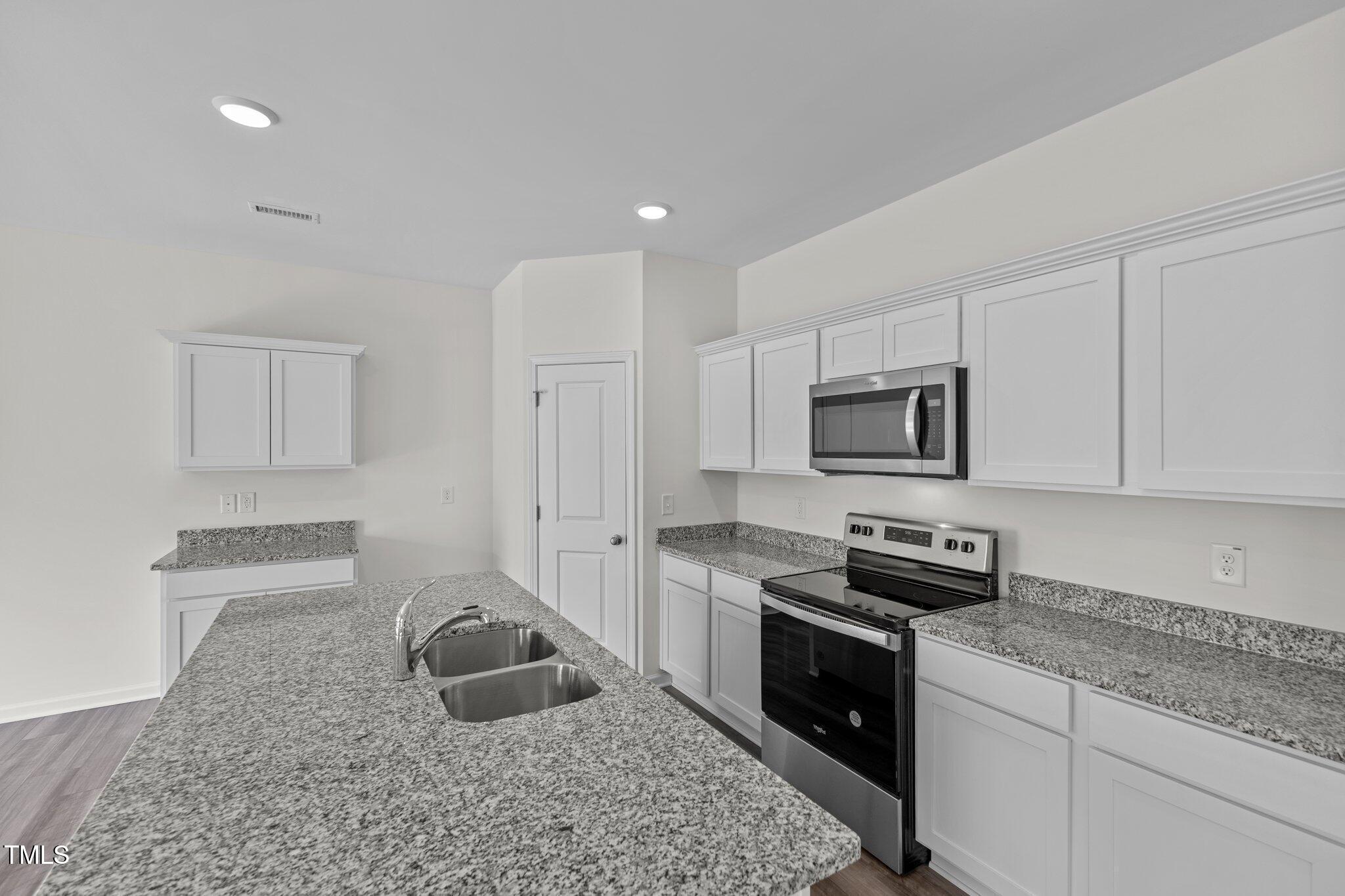 813 Kenyon Spring Drive