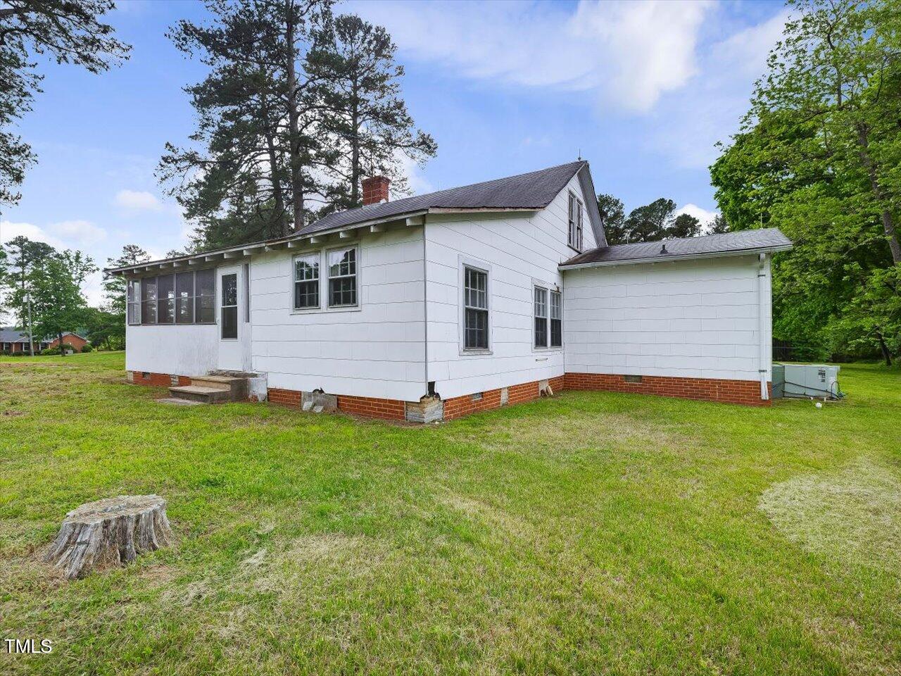 9652 S Nc-87 Highway