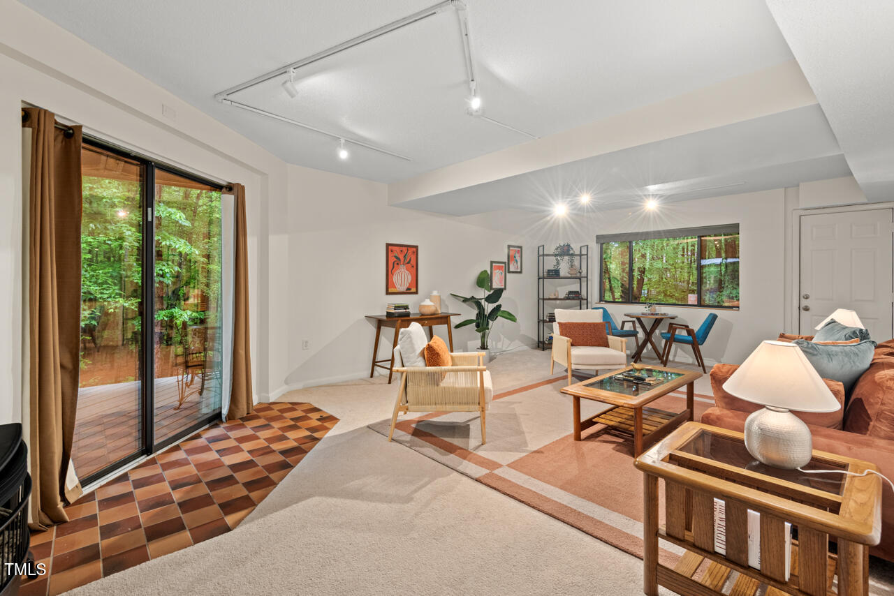 6412 Heartwood Drive