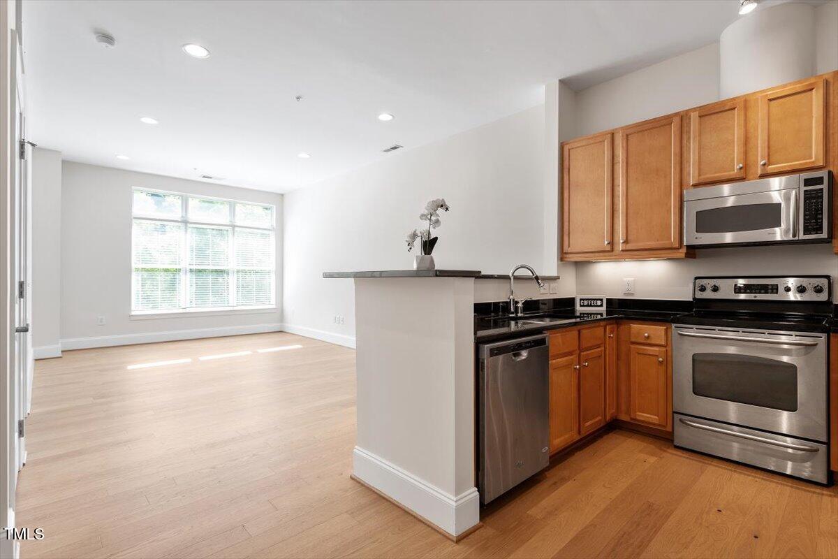 317 W Morgan Street # 320