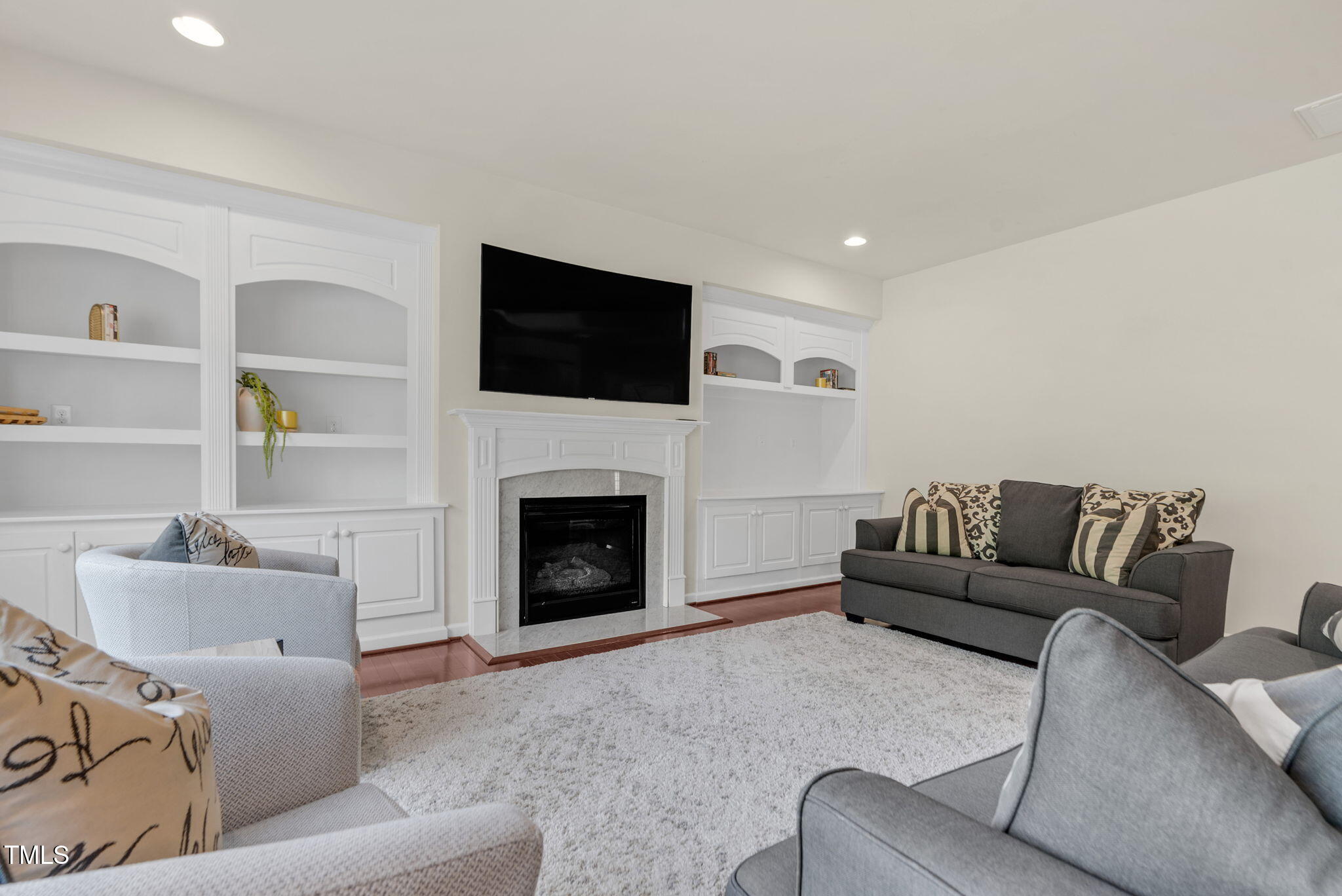 106 Elmsford Street
