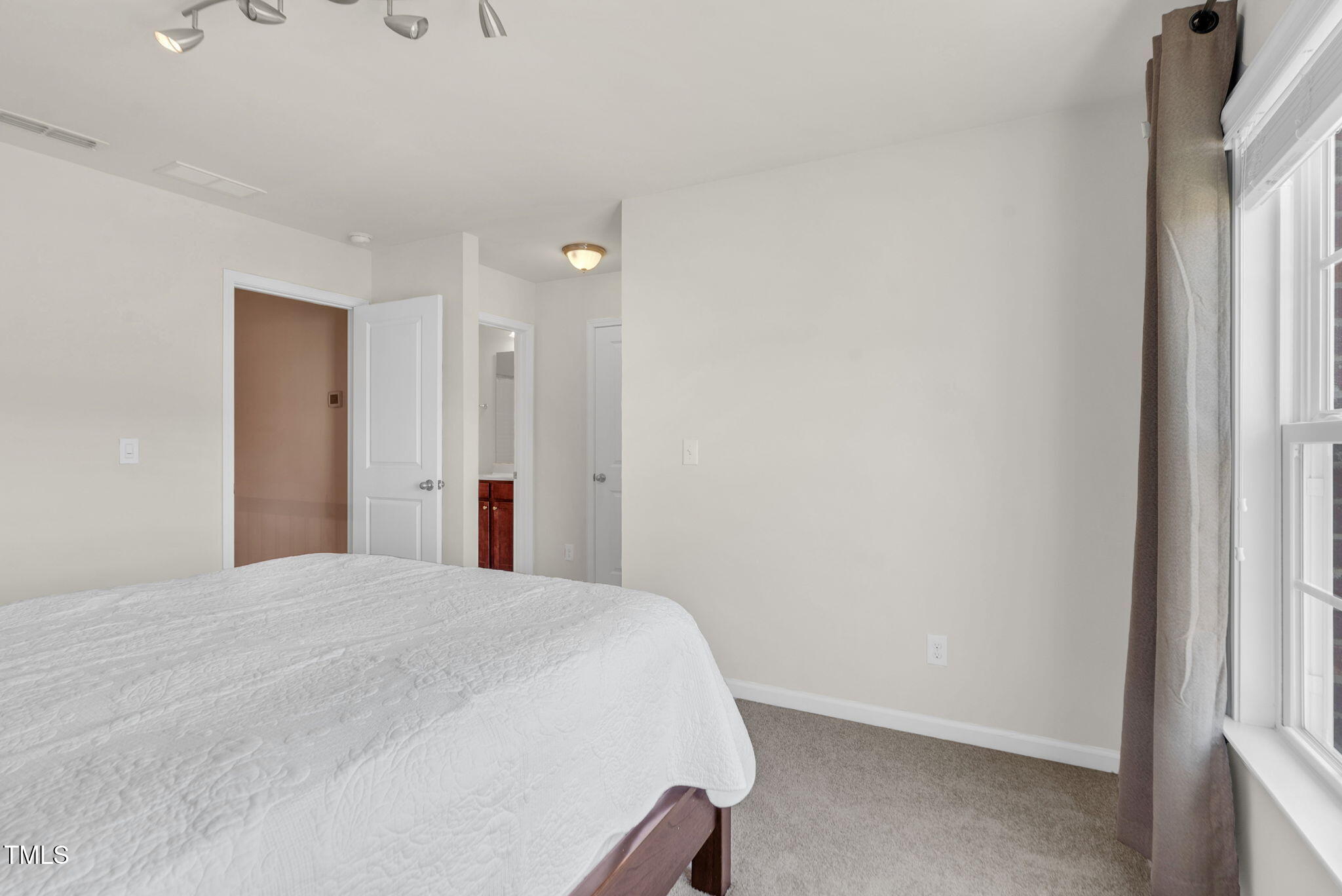 106 Elmsford Street