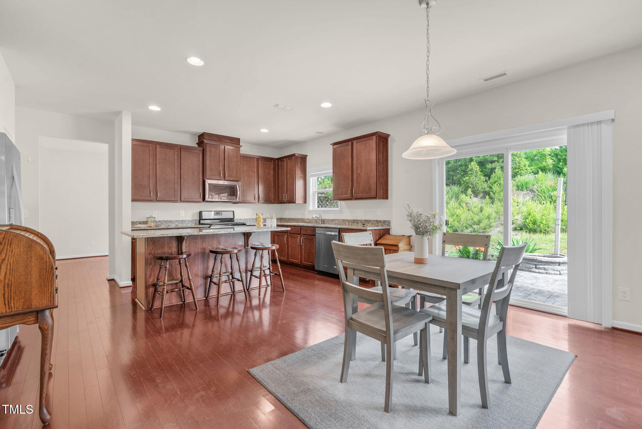 106 Elmsford Street