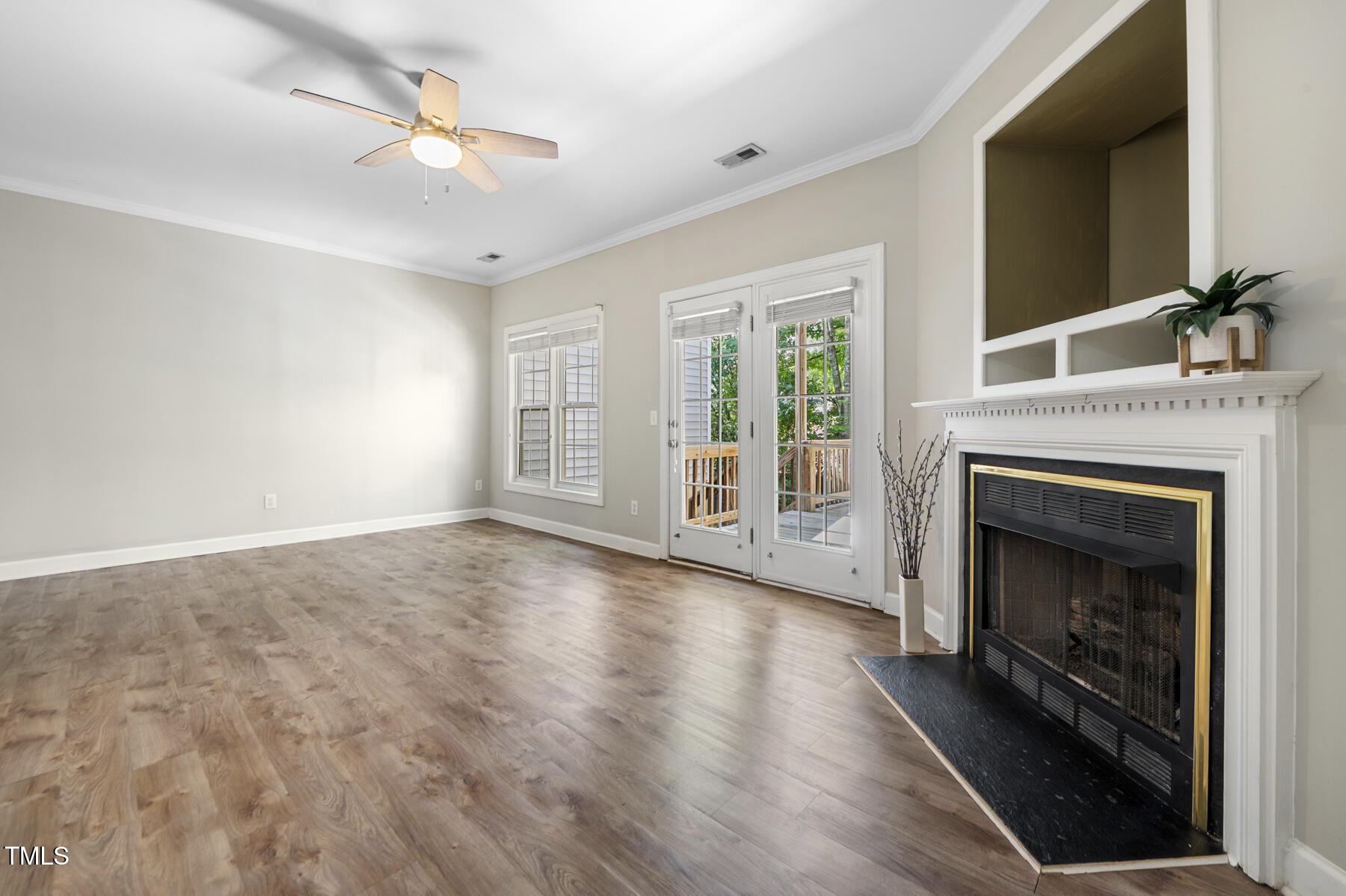 2623 Broad Oaks Place
