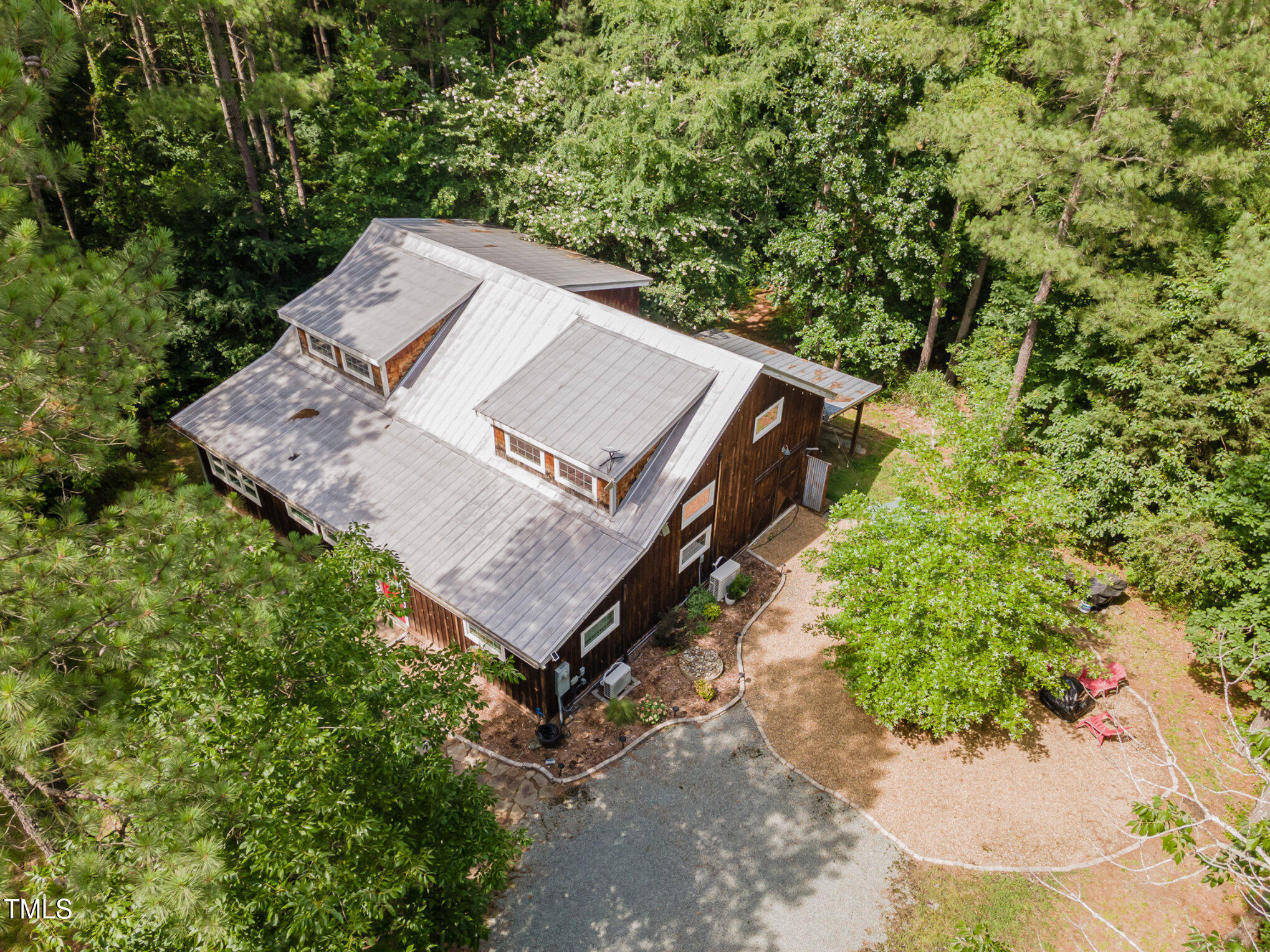 3822 Chicken Bridge Road