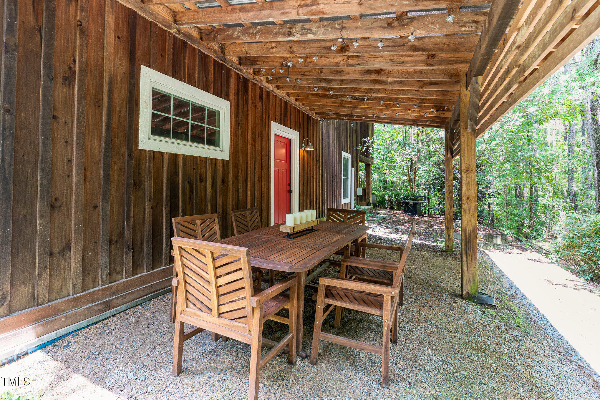 3822 Chicken Bridge Road