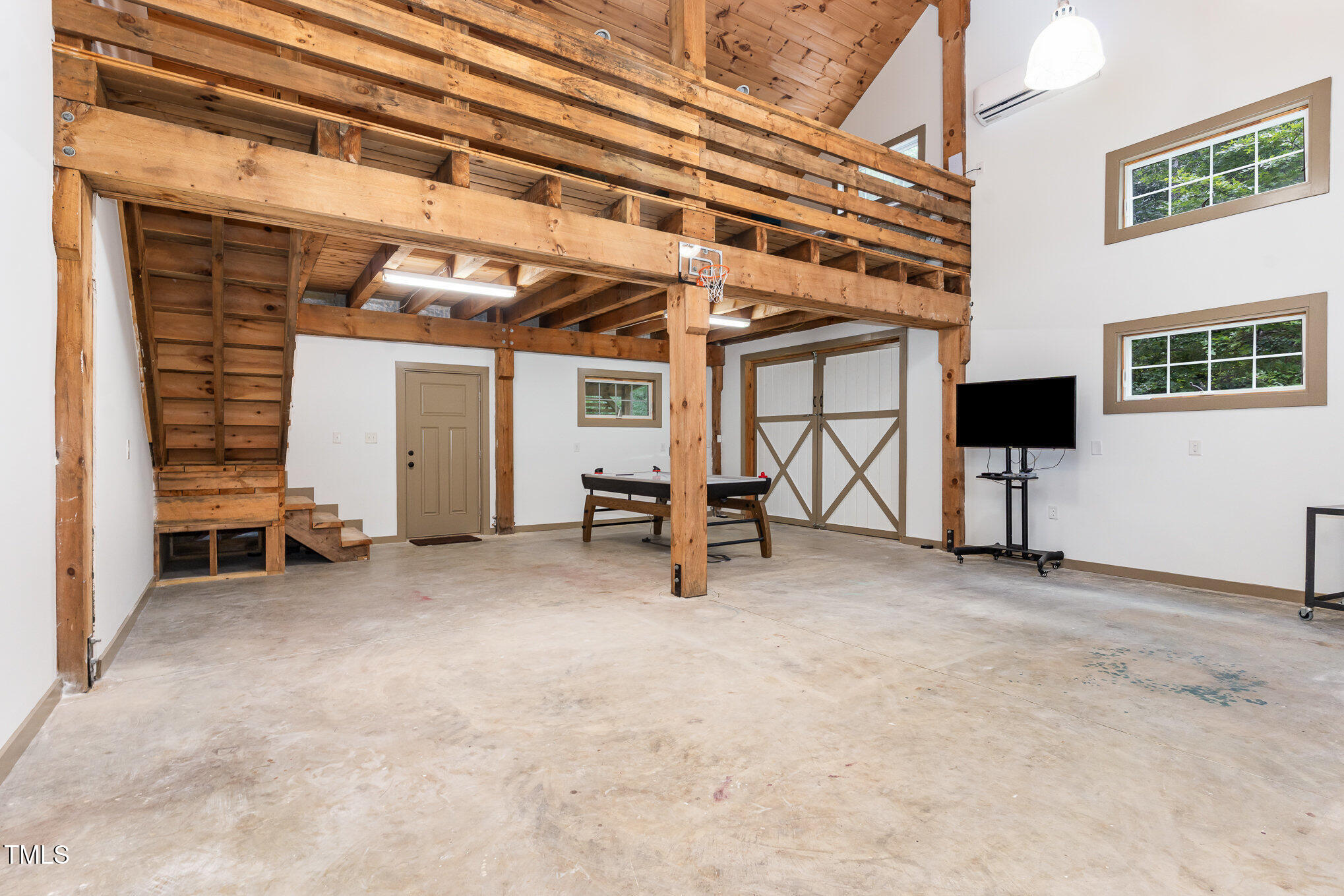 3822 Chicken Bridge Road