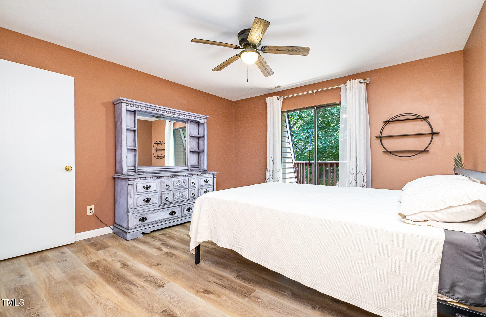 346 Summerwalk Circle