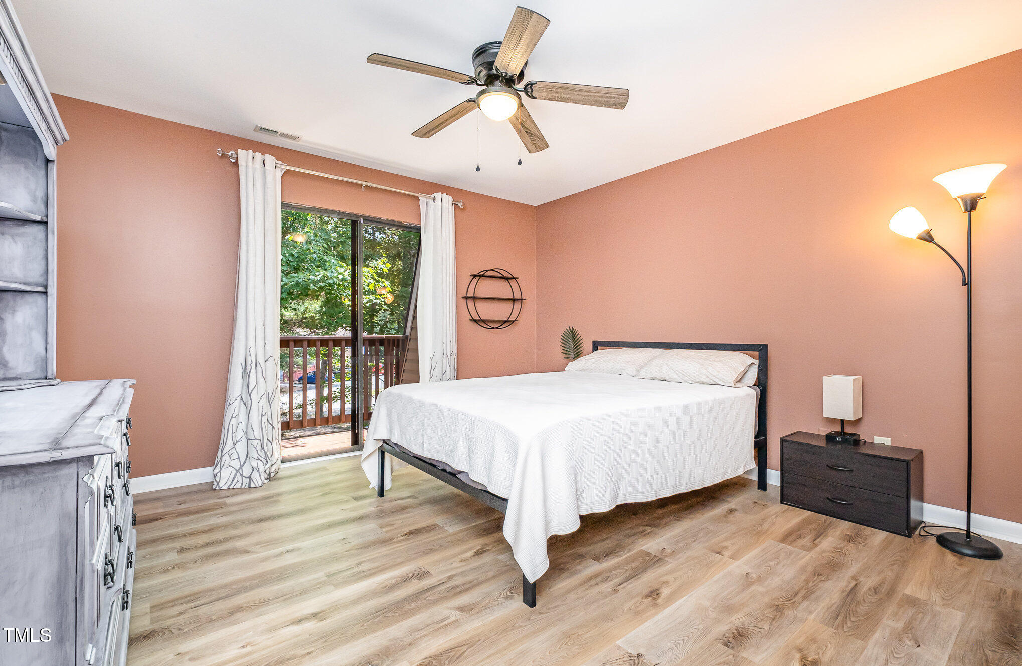 346 Summerwalk Circle