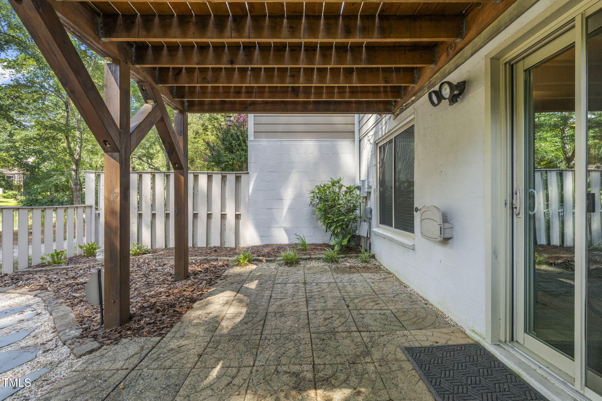 5805 Mapleridge Road