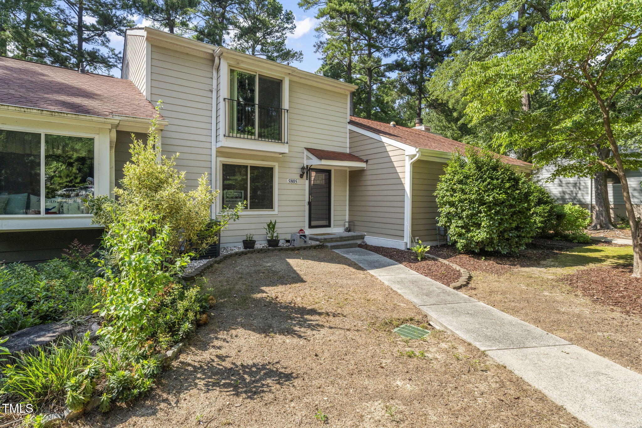 5805 Mapleridge Road