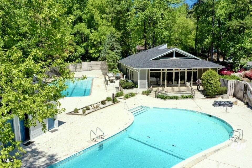 5805 Mapleridge Road