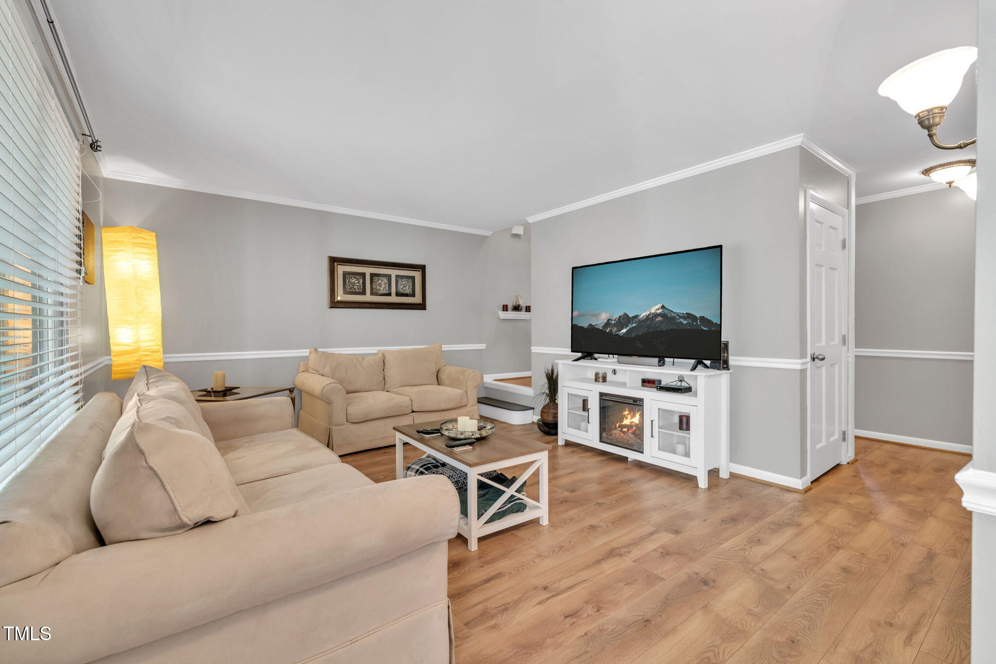 5805 Mapleridge Road