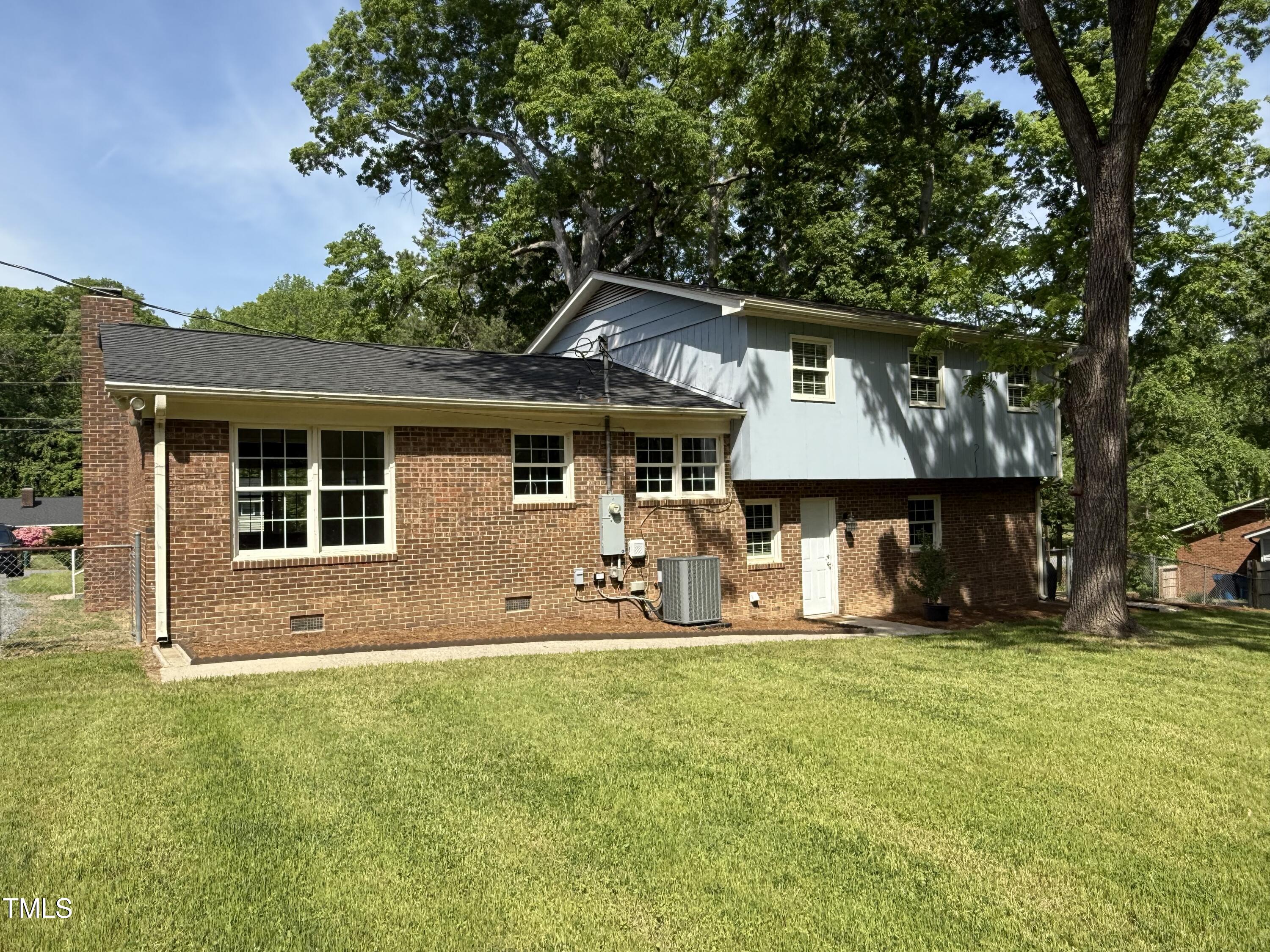 5026 Gatewood Drive