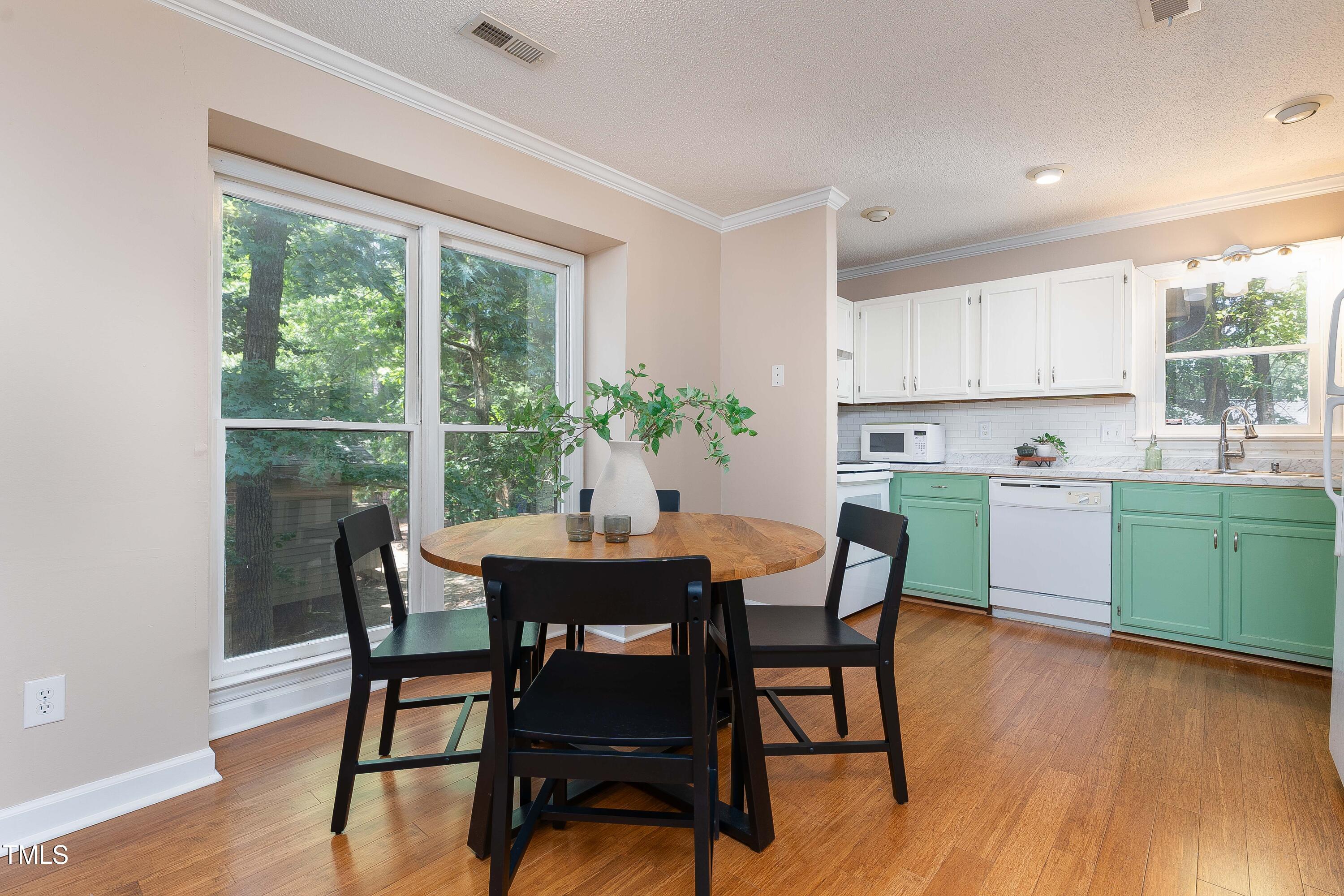 200 W Woodcroft Parkway # 52a