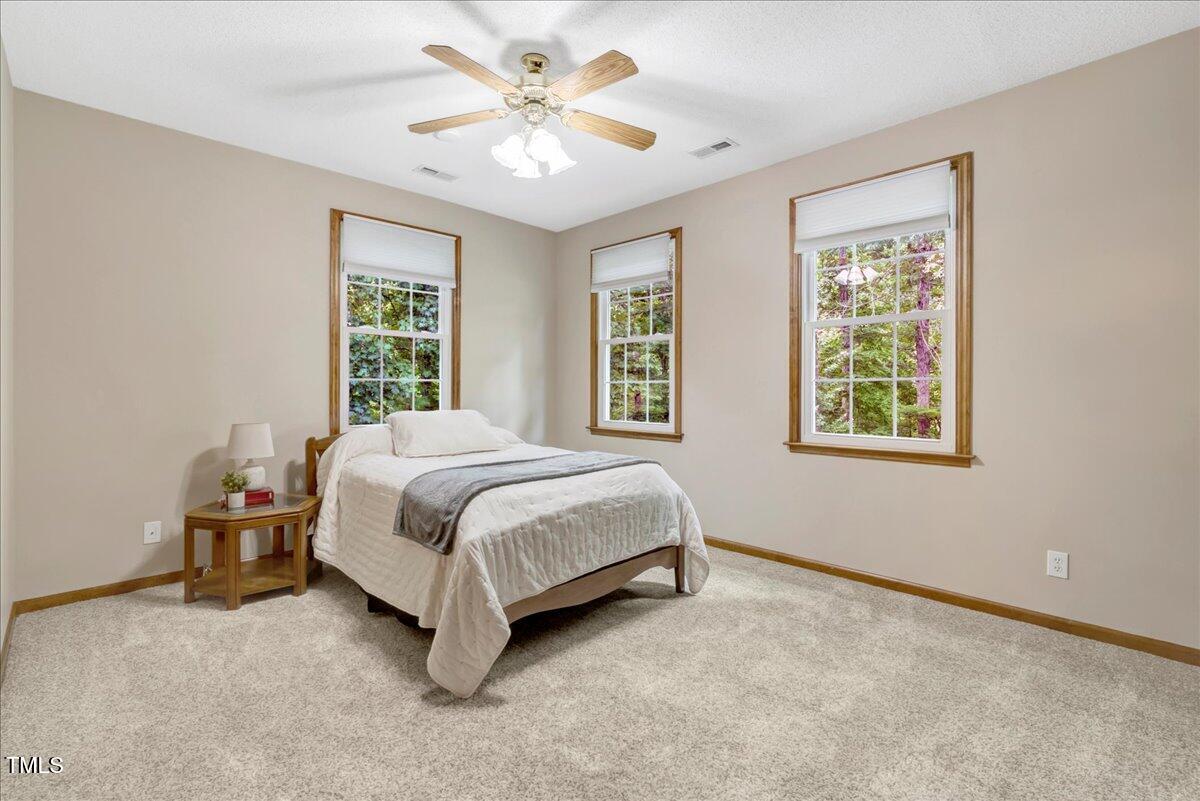 510 Phar Lap Lane