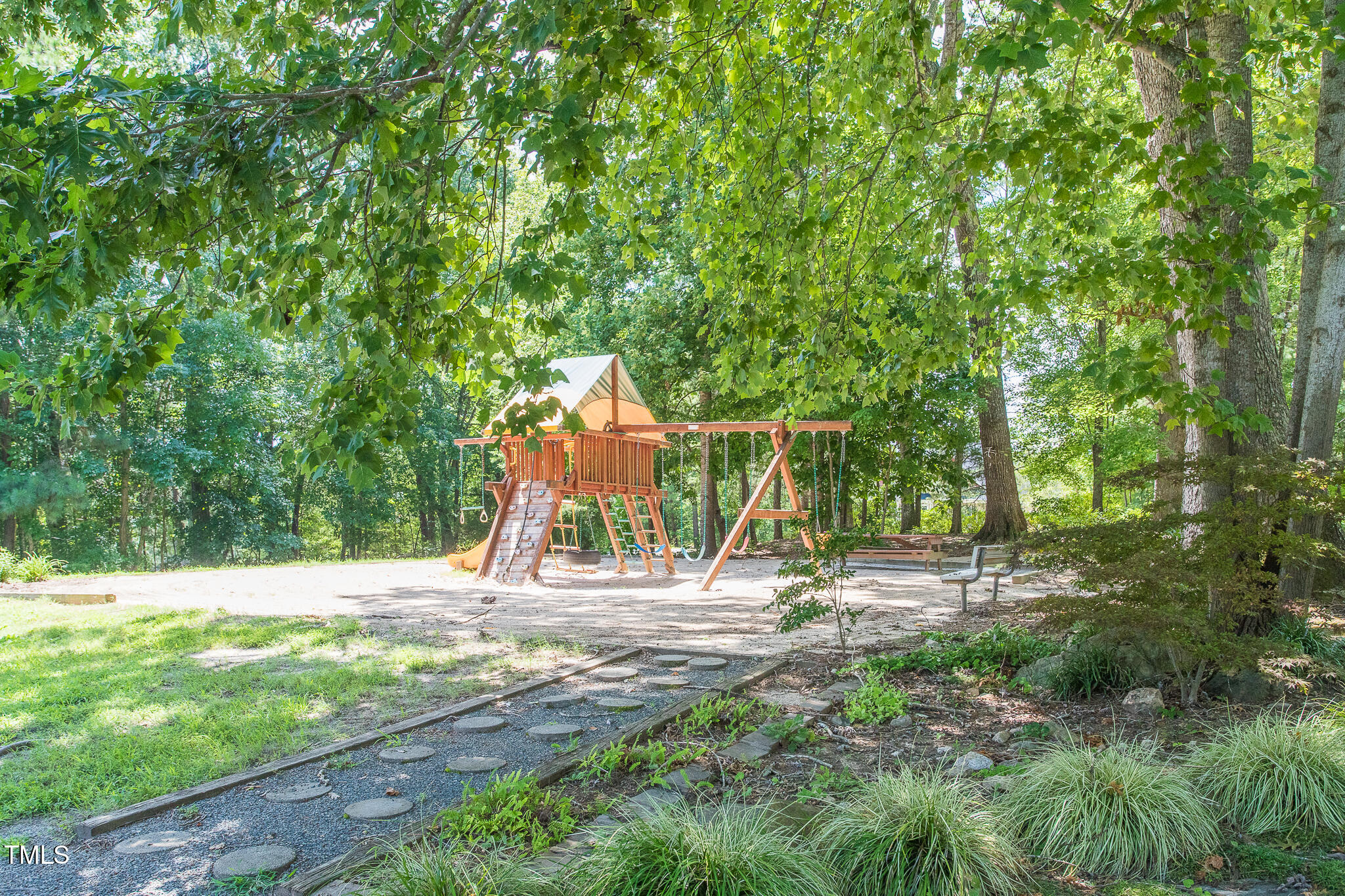 510 Phar Lap Lane