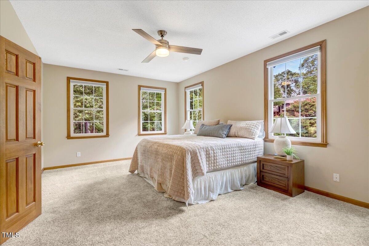 510 Phar Lap Lane